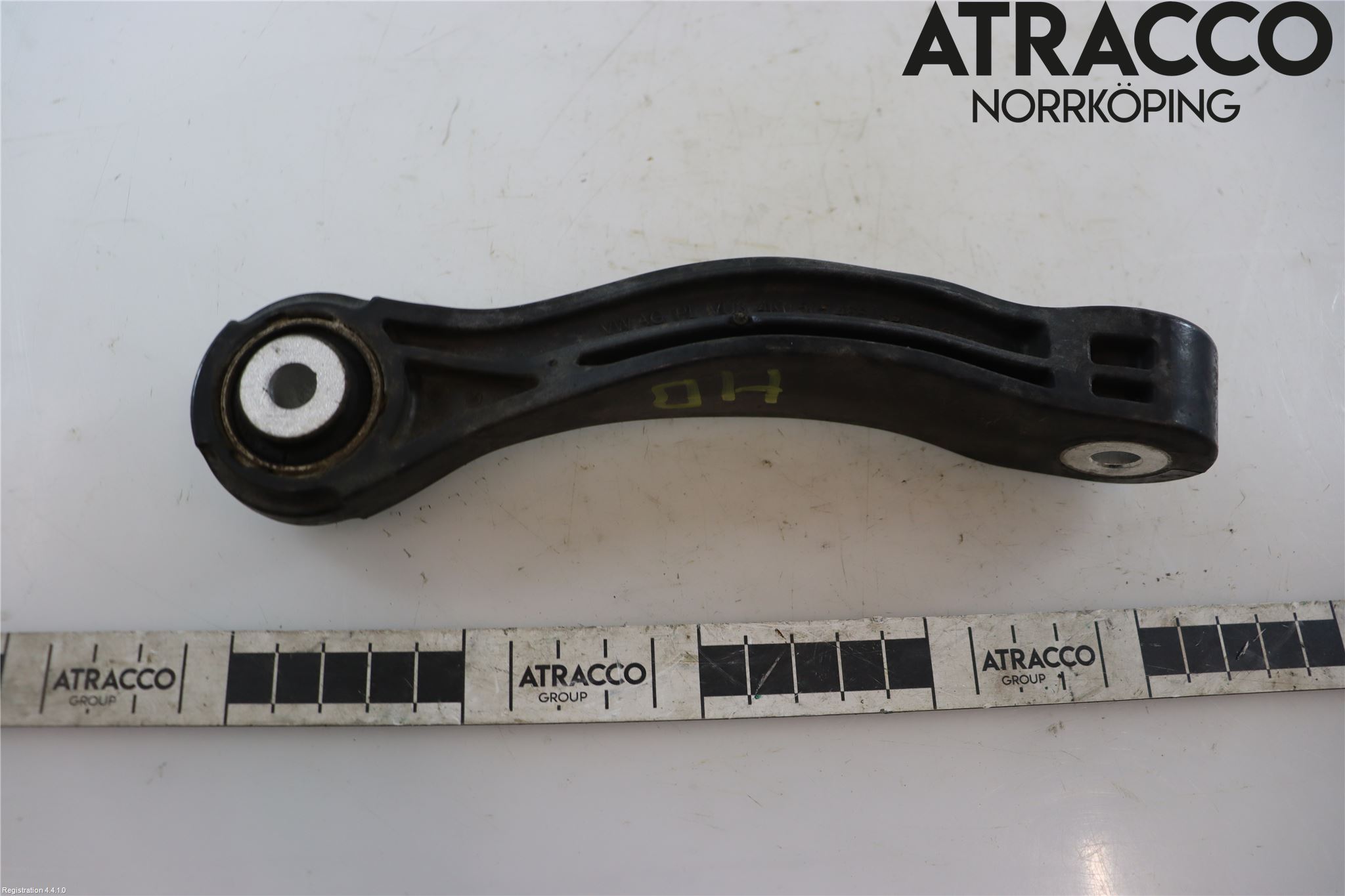 Audi A6 F2/C8 19- Krängningshämmarstag Bak