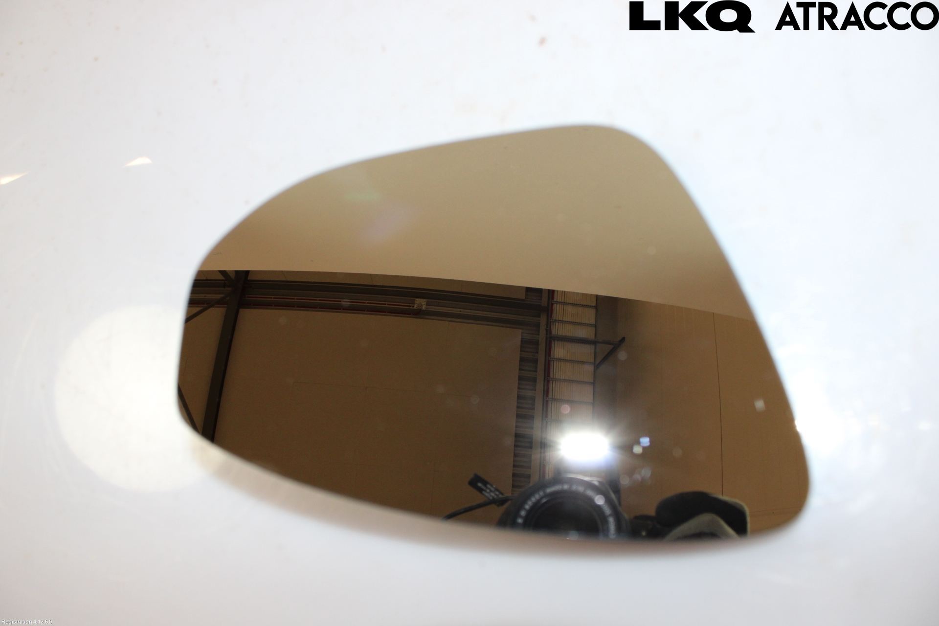 Volkswagen VW PASSAT 24- Spegelglas Hö