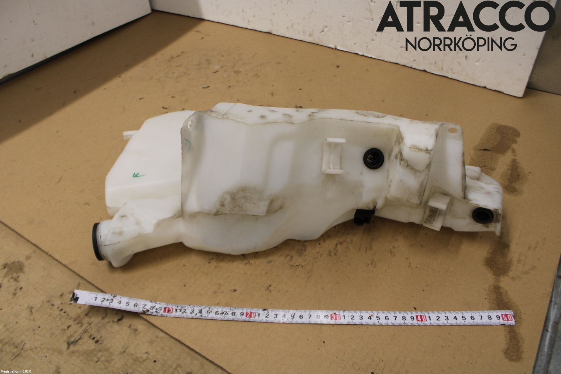 Jaguar F-PACE Spolartank Vindruta