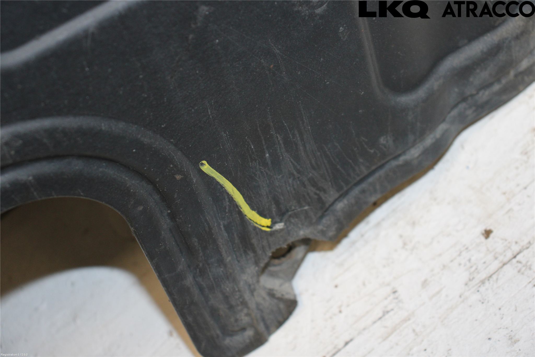 Kia CARENS III 13-19 Hasplåt Plåt-Plast