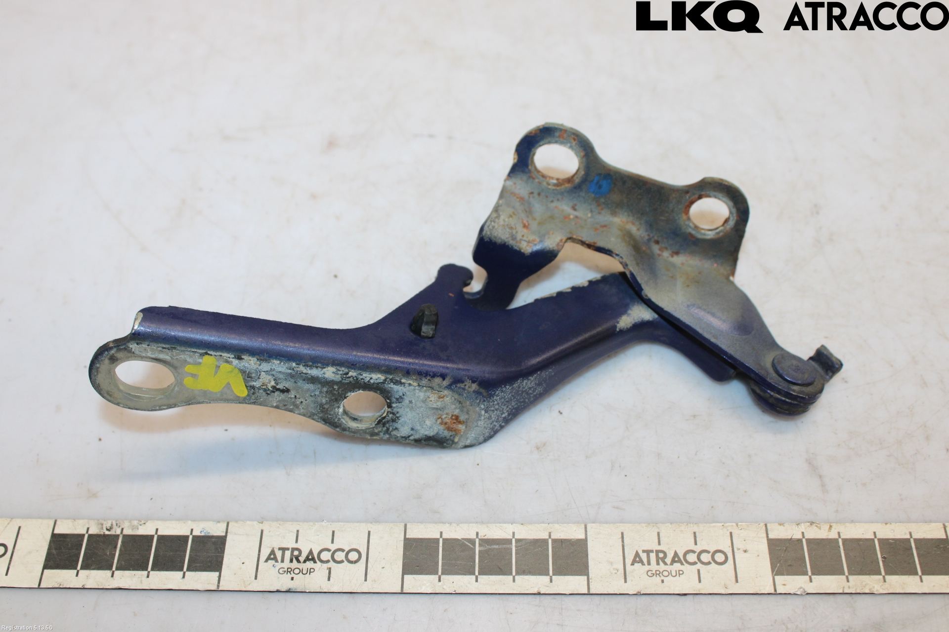 Toyota COROLLA 98-01 Huvgångjärn