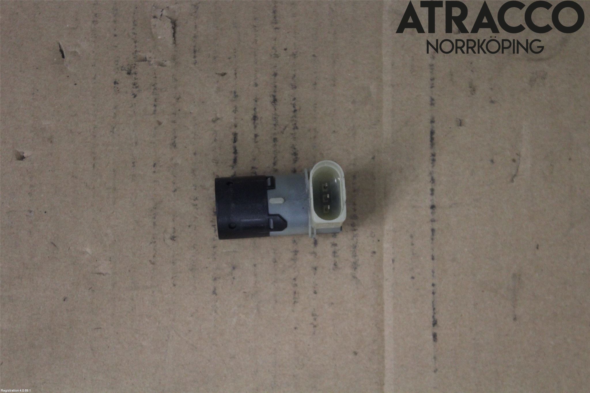 Audi A8/S8 4E  02-09 Parkeringshjälp Frontsensor