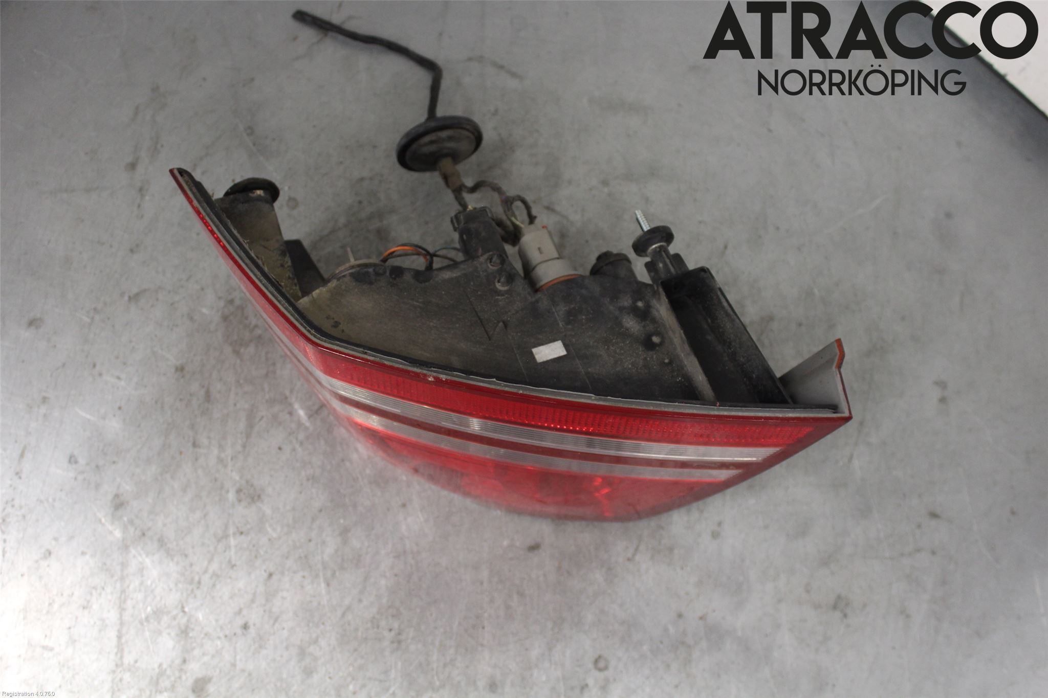 Dodge AVENGER Bakljus Höger