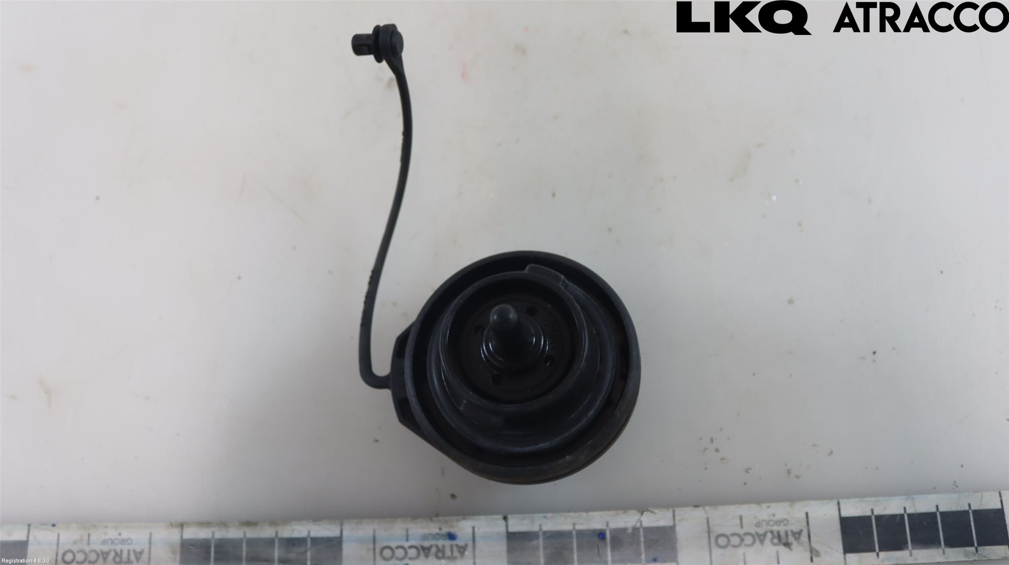 Volkswagen VW PASSAT 15-19 Bränsletankslock