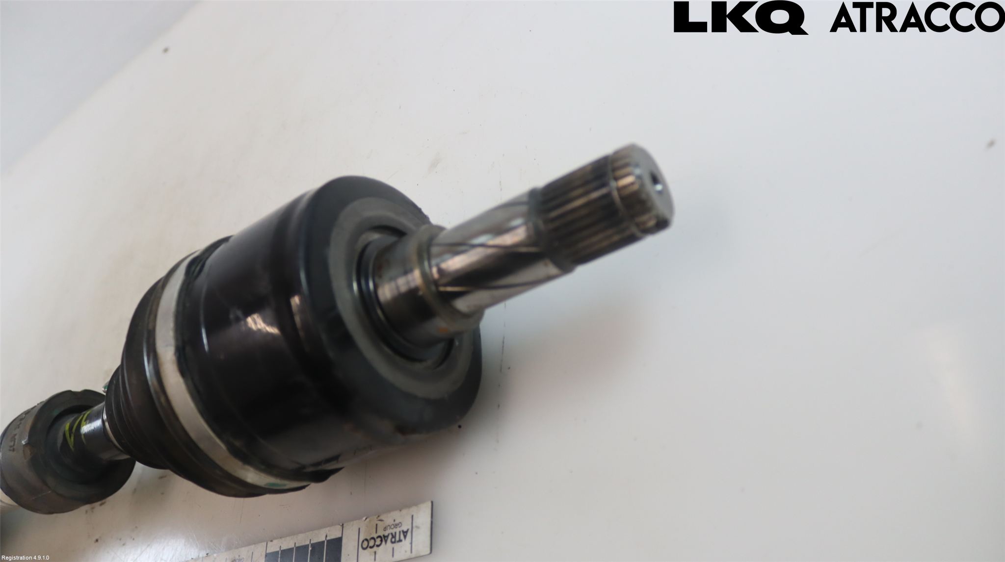 Jaguar I-PACE 18- Drivaxel Fram Vänster