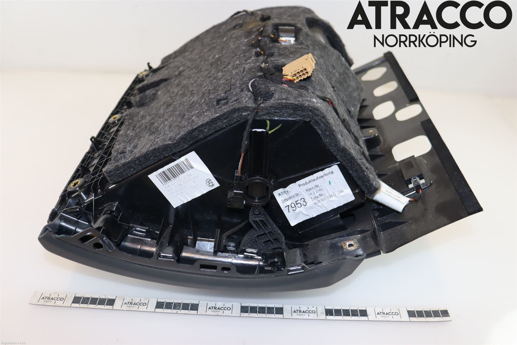 Audi A6 ALLROAD 12-18 Handskfack