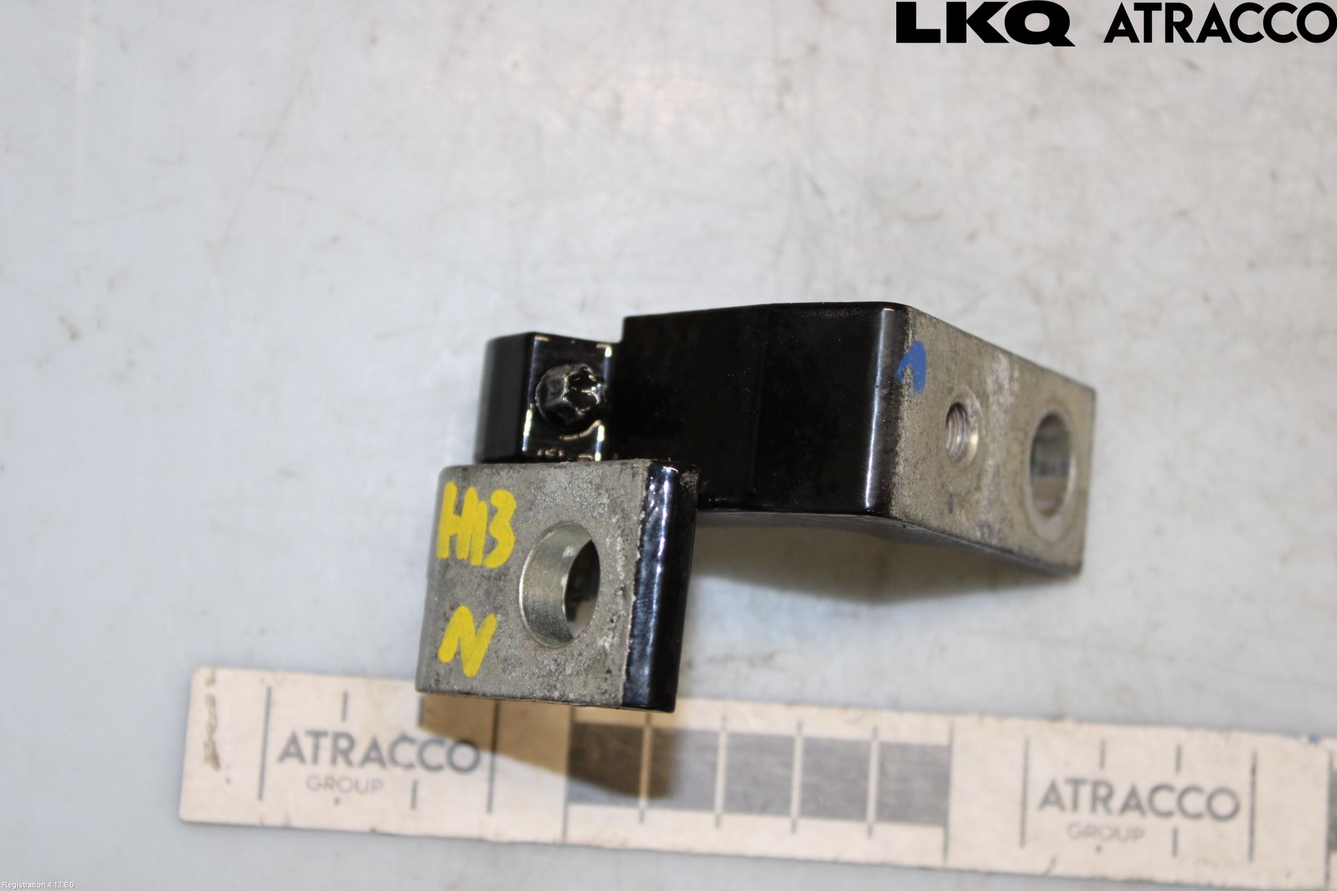 Audi A4/S4 B9 16-19 Dörrgångjärn