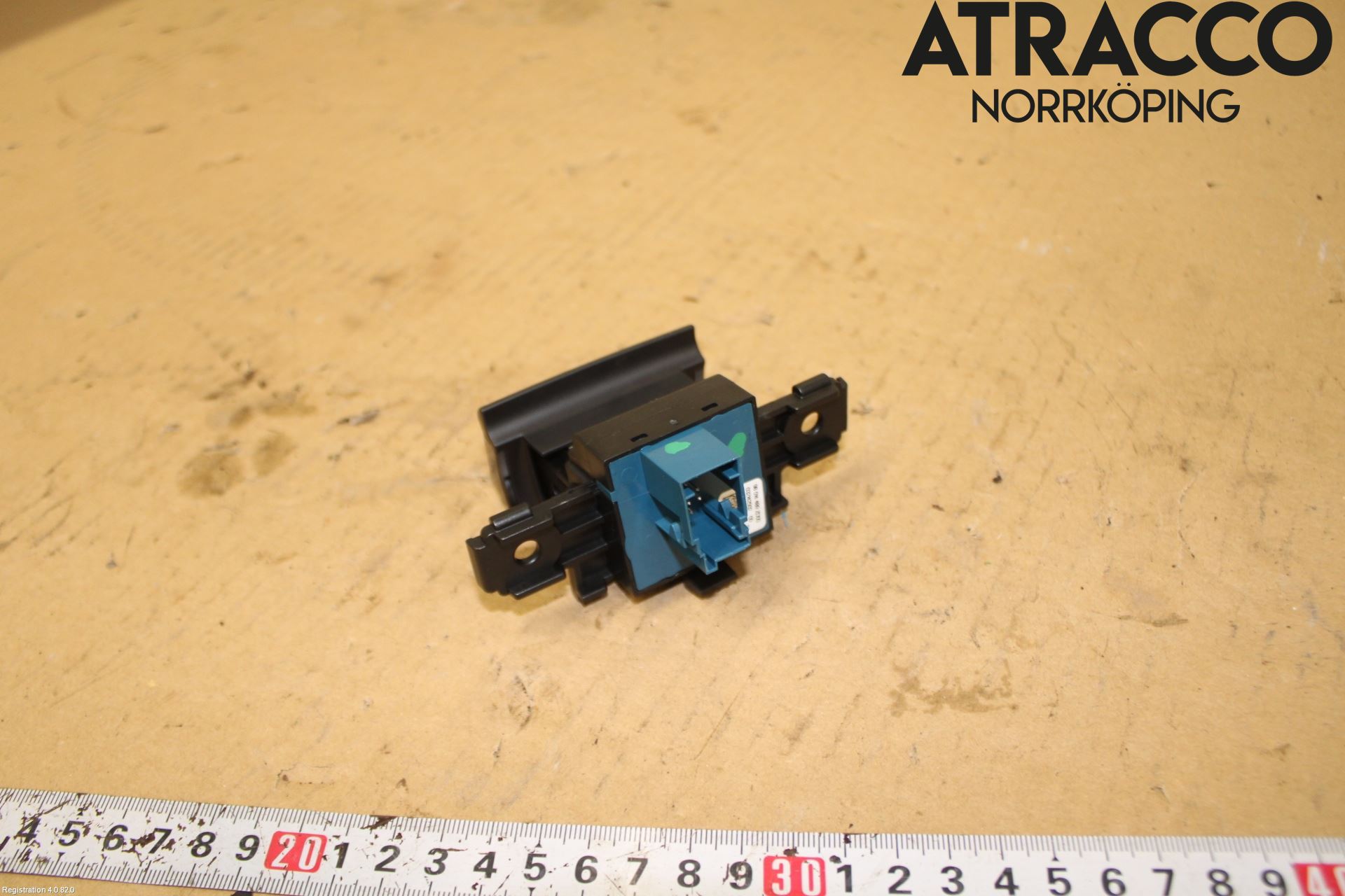 Citroen C4 GRAND PICASSO 14-18 Strömställare Parkeringsbroms
