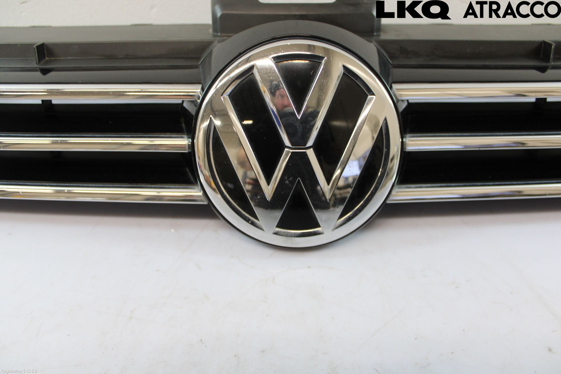Volkswagen VW GOLF SPORTSVAN 15-20 Grill Komp