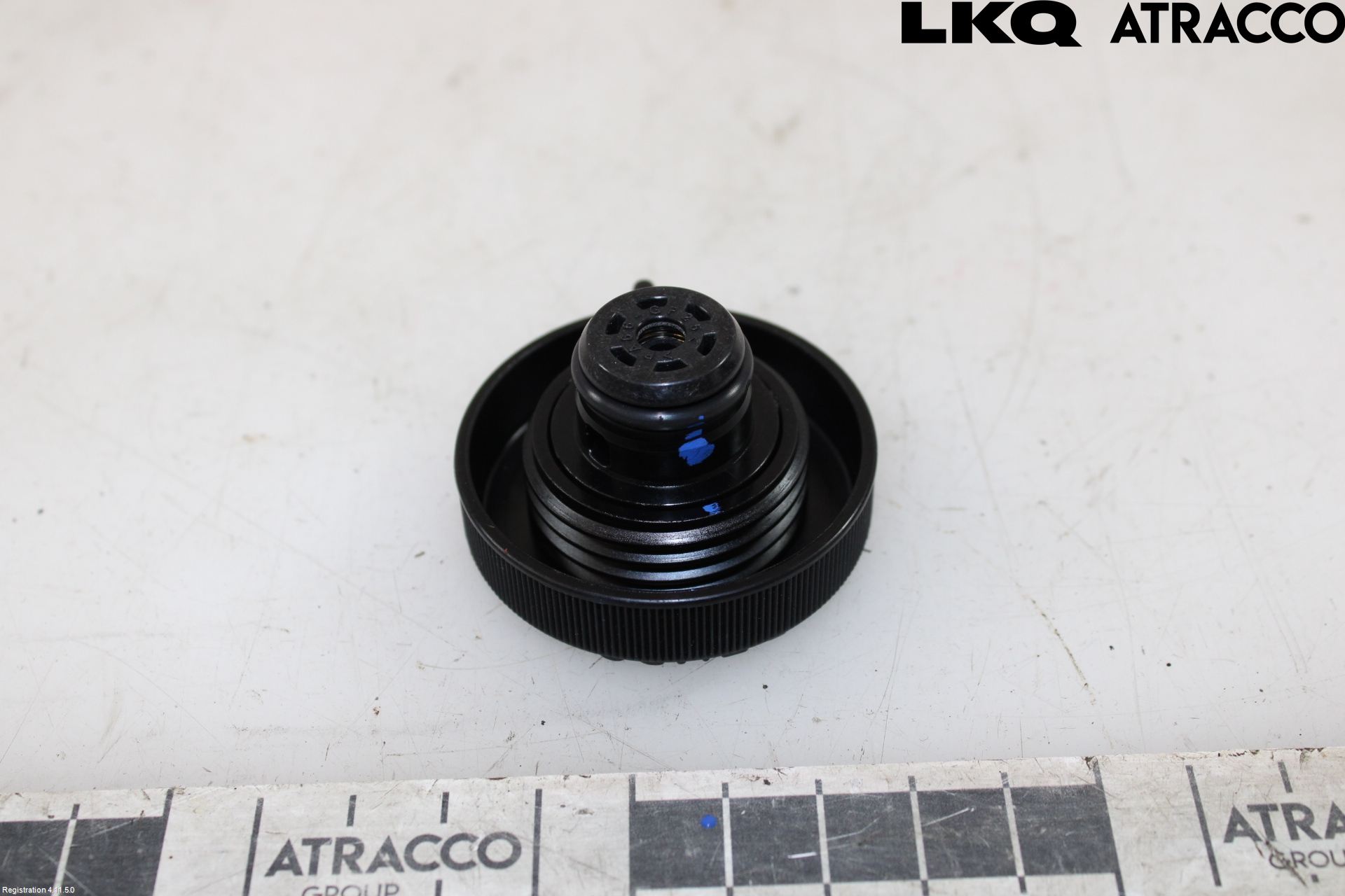 Toyota VERSO 09-18 Expansionstank Lock