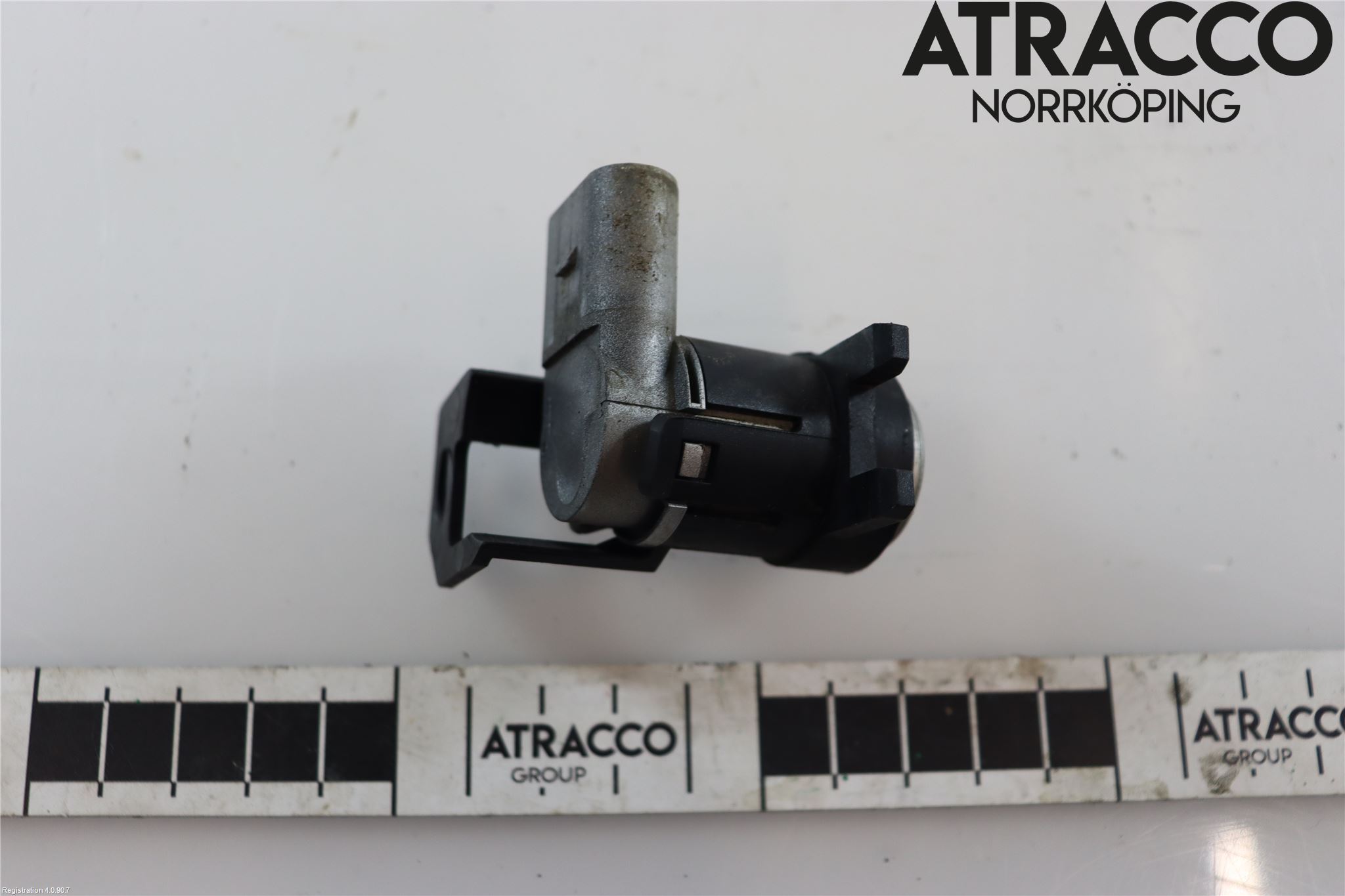 Audi A8/S8 4D 94-02 Parkeringshjälp Backsensor