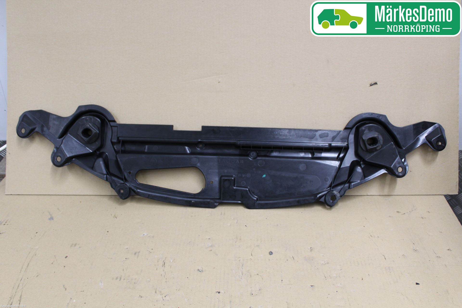 Jaguar XF 08-15 Frontplåt Övre