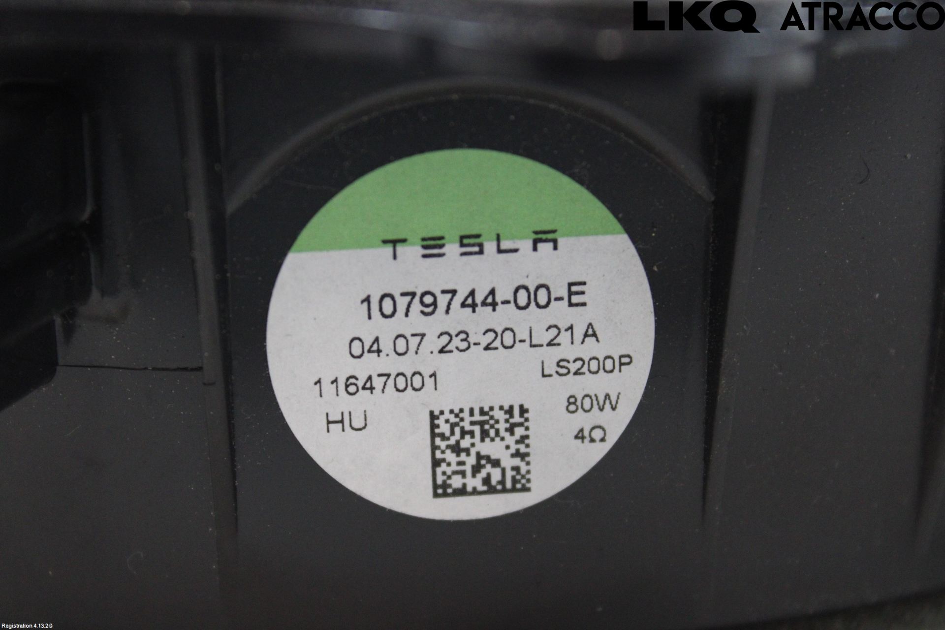 Tesla MODEL Y 21- Högtalare