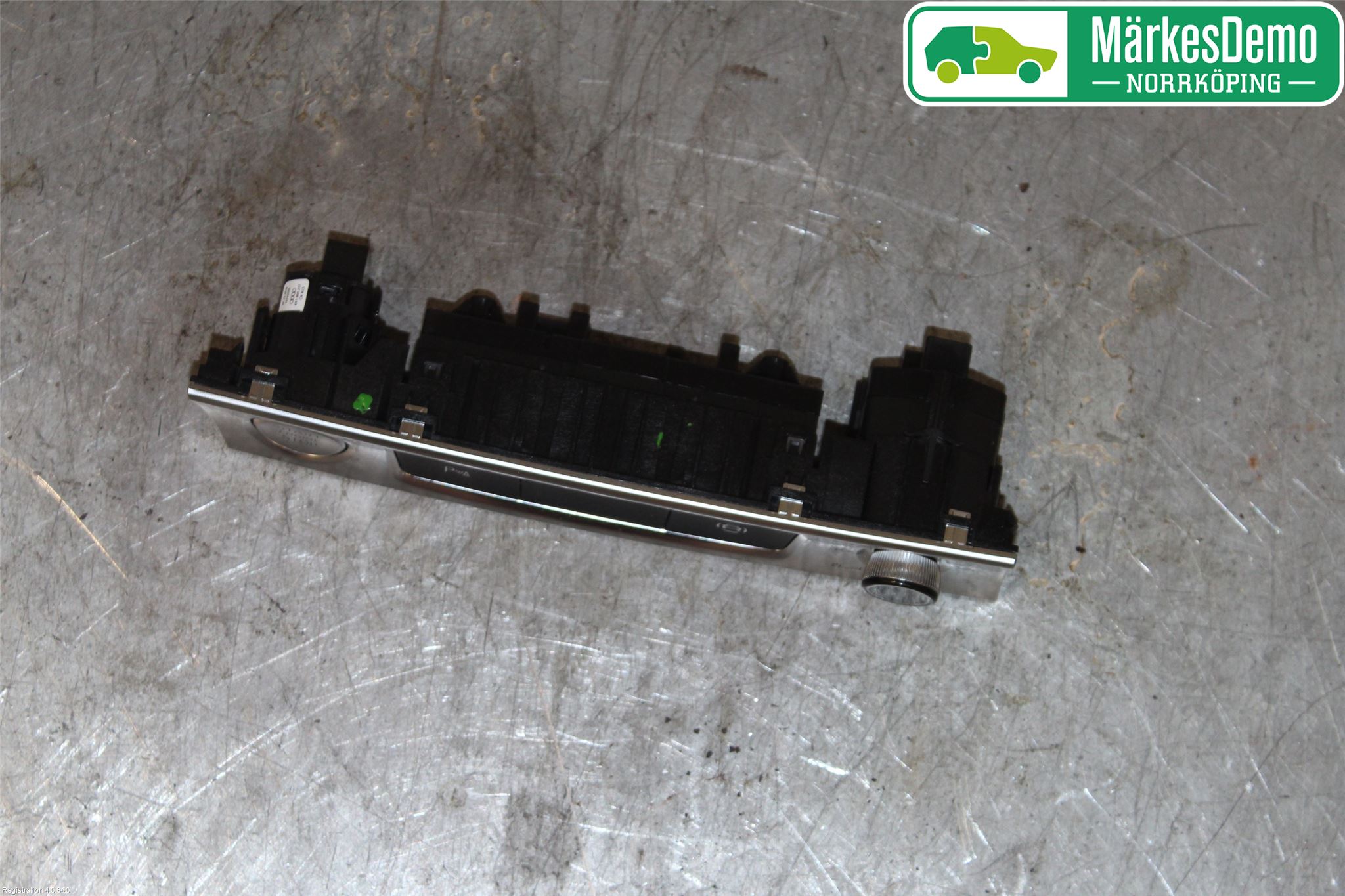 Audi A6 F2/C8 19- Strömställare Multifunktion