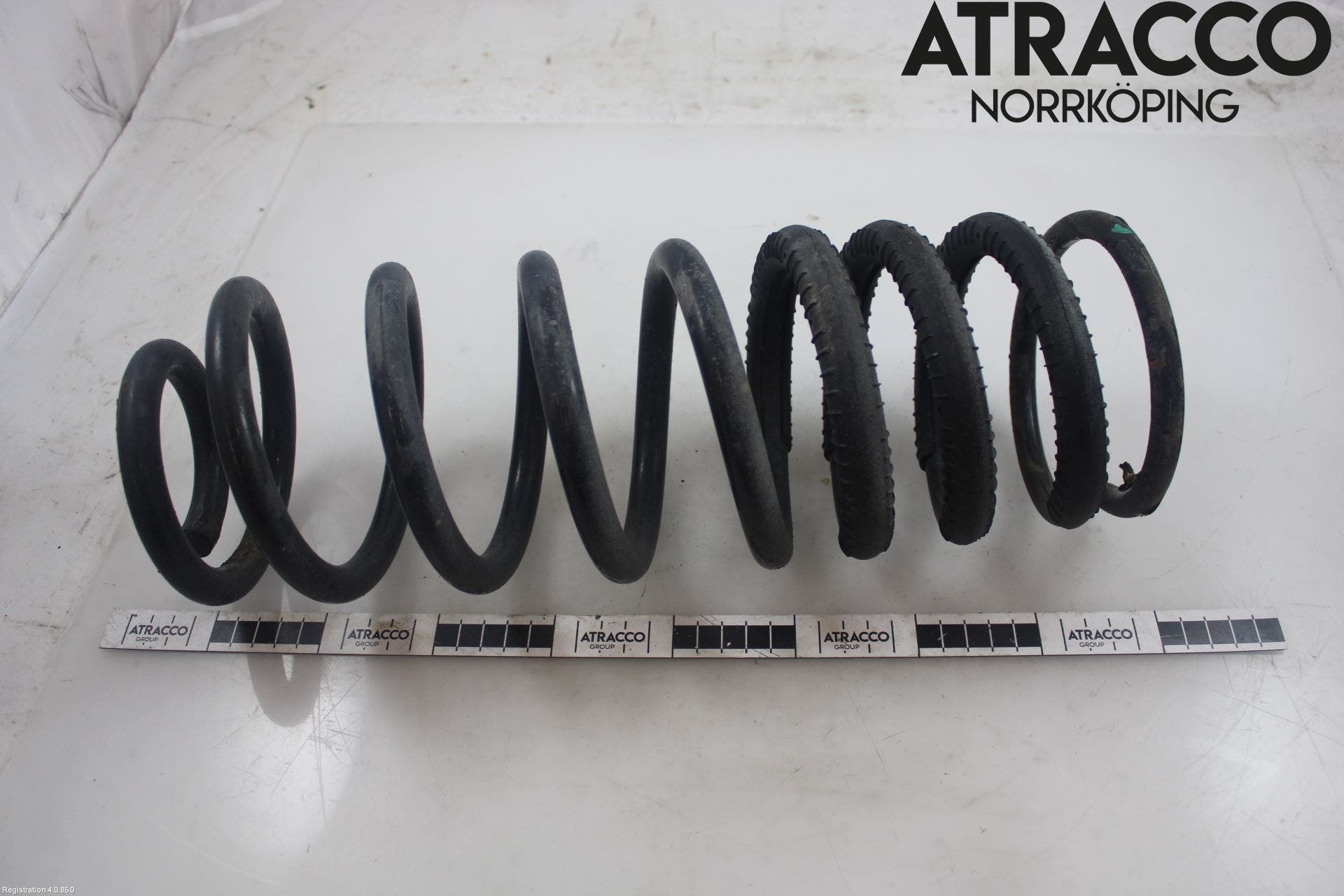 Ford TRANSIT/TOURNEO CONNECT 13-22 Fjäder Bak