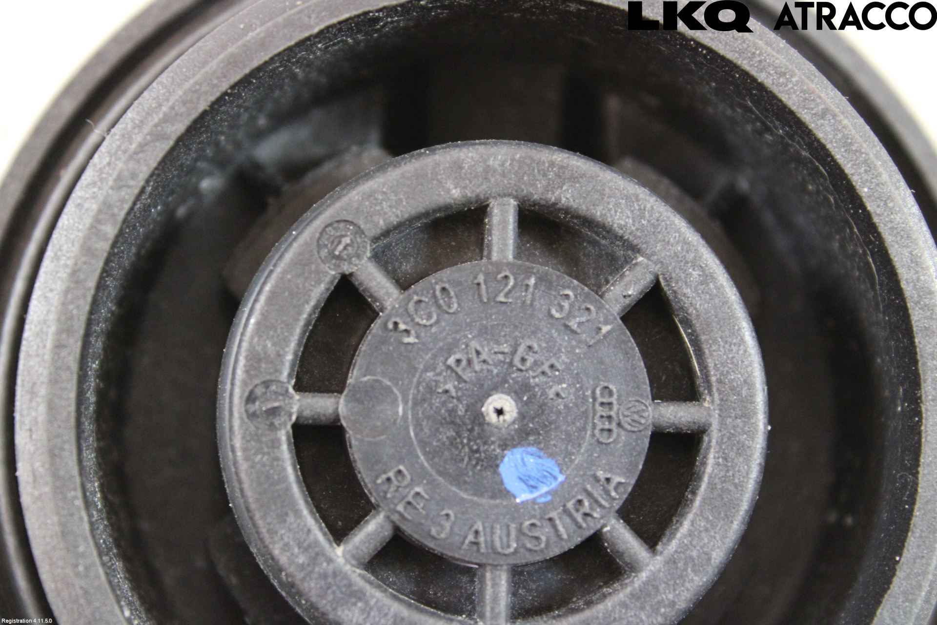 Volkswagen VW PASSAT 11-14 Expansionstank Lock