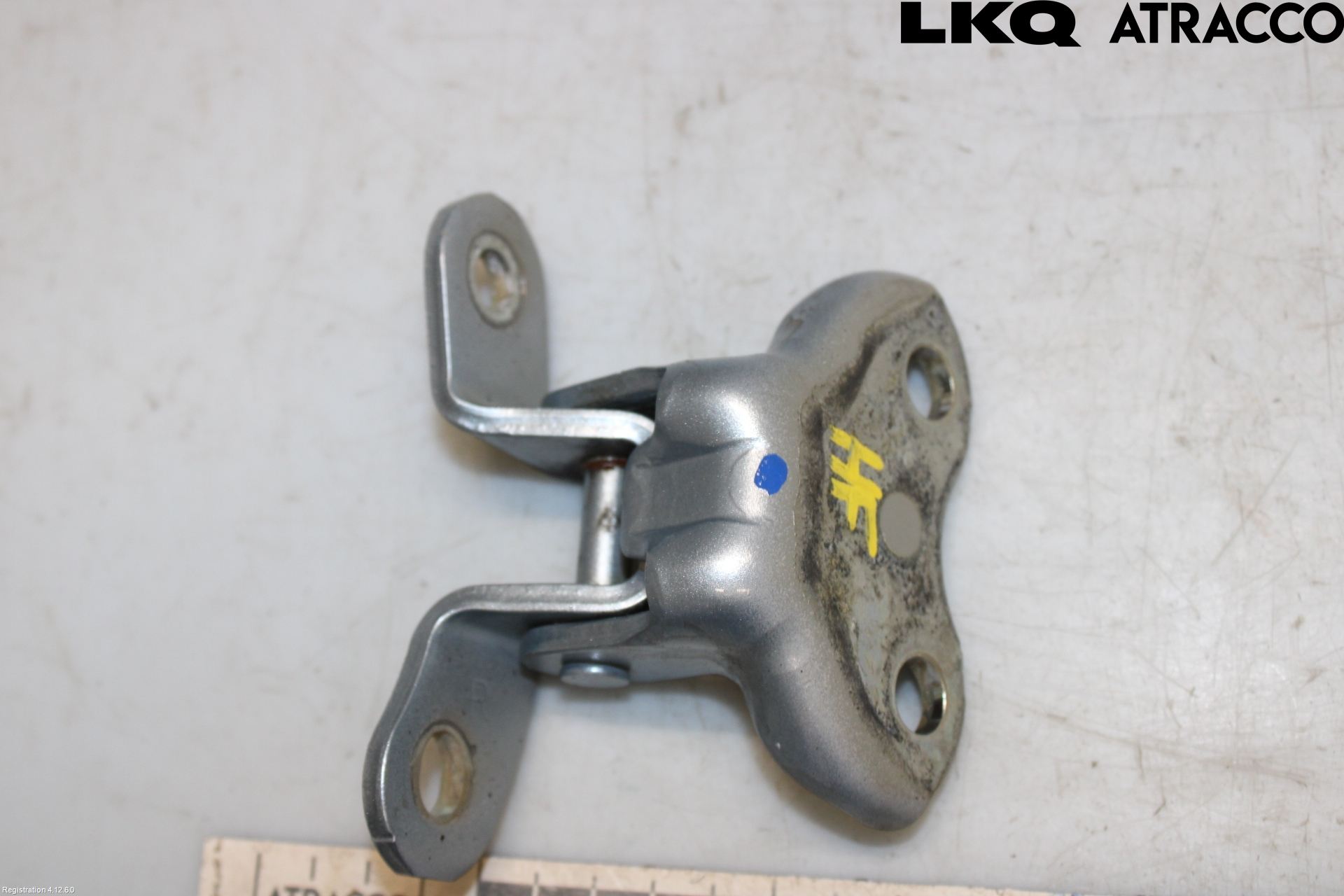 Toyota AURIS 13-19 Dörrgångjärn