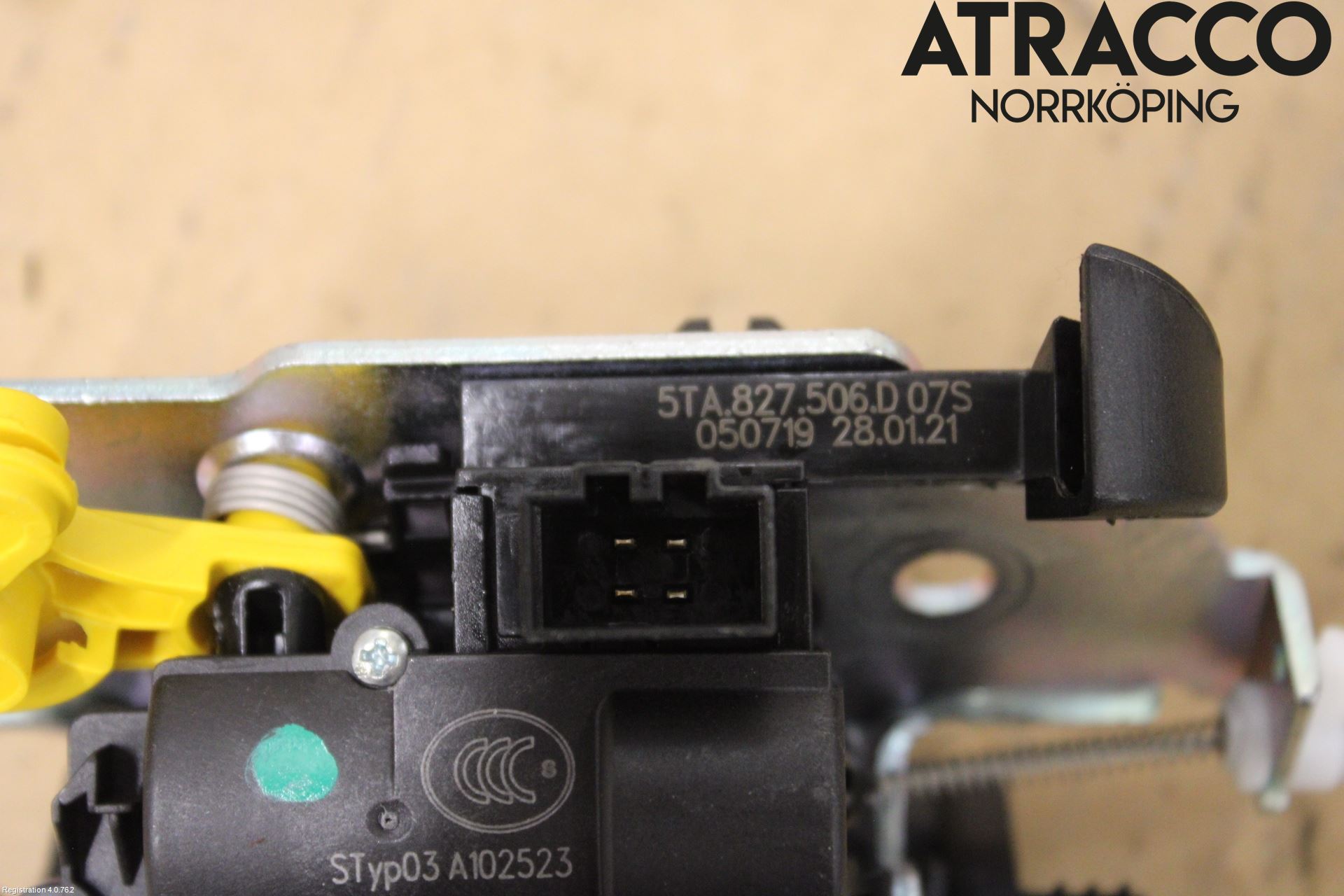 Volkswagen VW ARTEON 17- Låskista Baklucka