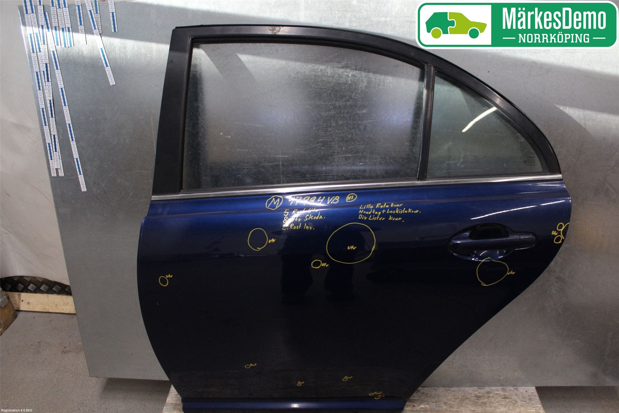 Toyota AVENSIS 03-06 Dörr Bak Vänster