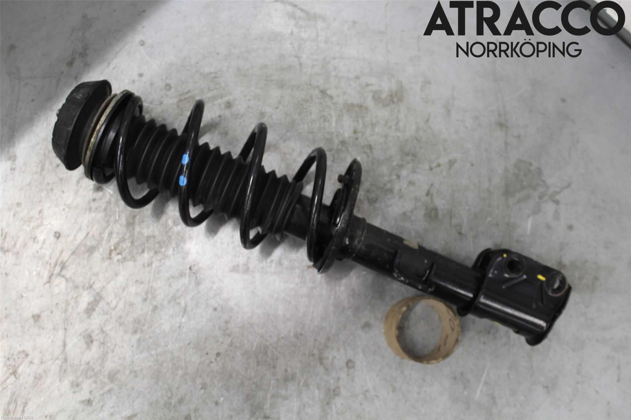 Suzuki VITARA 15- Fjäderben Fram Höger