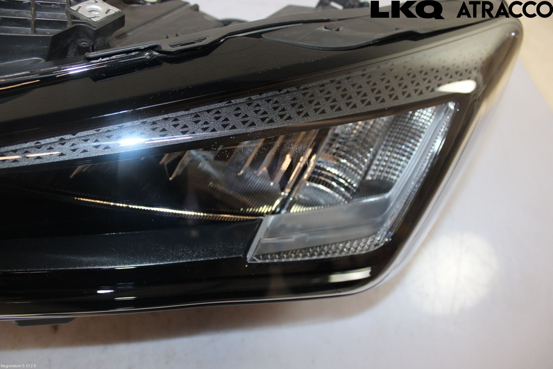 Seat LEON 20- Strålkastare Vänster