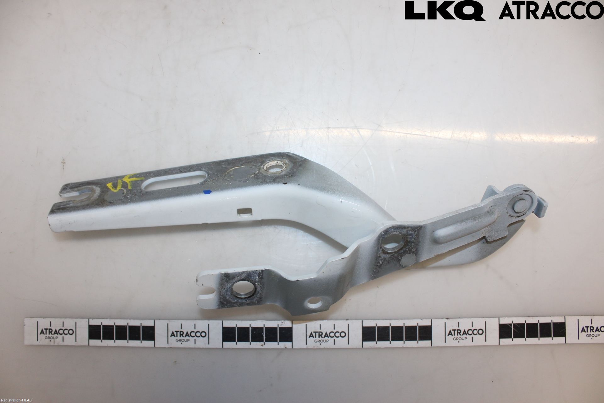 Volkswagen VW POLO VI 18->> Huvgångjärn