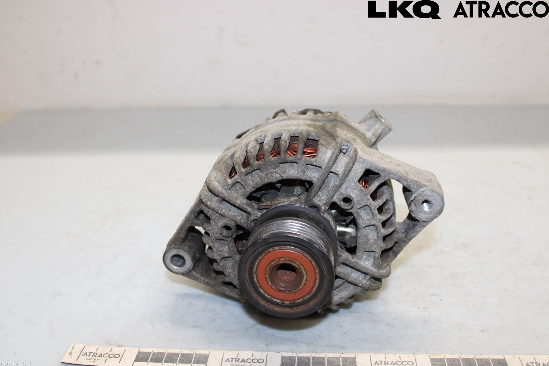 Opel ZAFIRA B 06-14 Generator