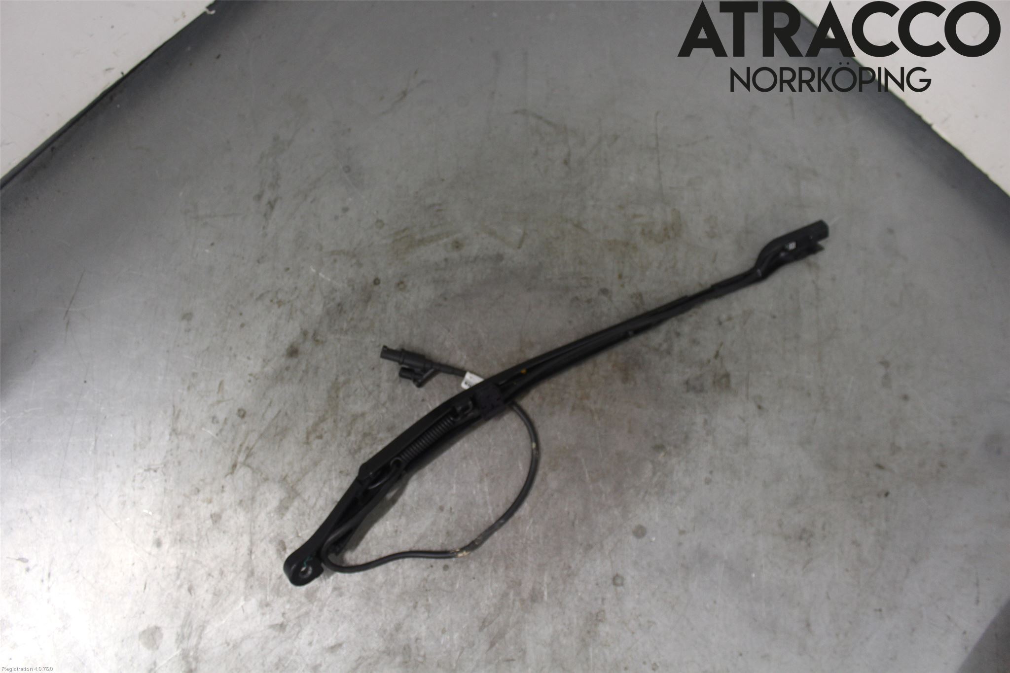 Jaguar I-PACE 18- Torkararm Armar Vindruta