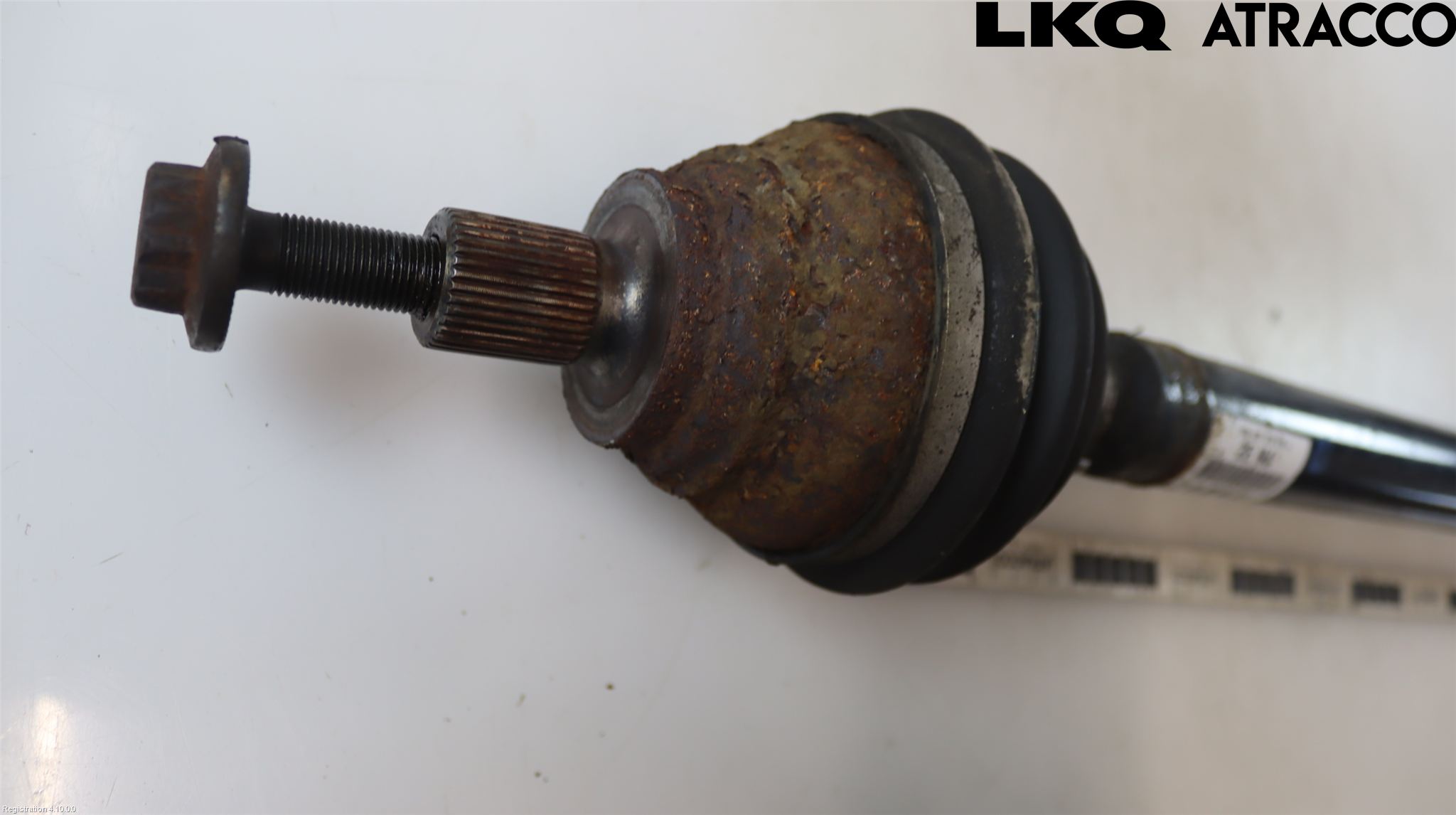 Volkswagen VW PASSAT 05-11 Drivaxel Fram Höger