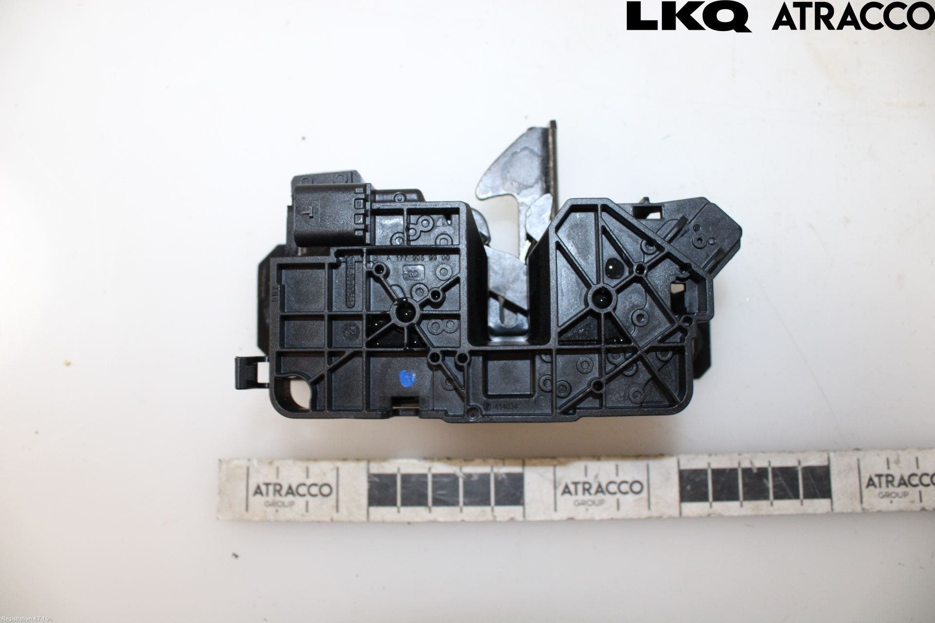 Mercedes-Benz MB CLA-KLASS (C118/X118) 19- Huvlås