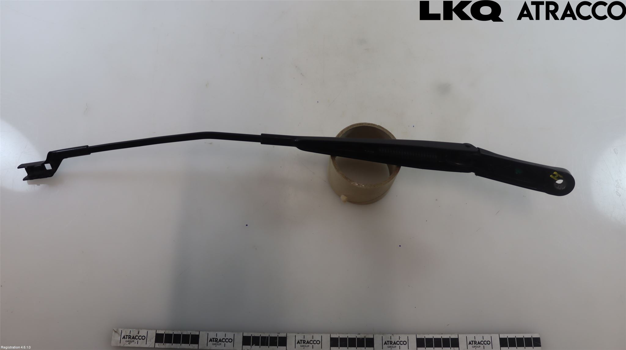 Volkswagen VW PASSAT 15-19 Torkararm Armar Vindruta