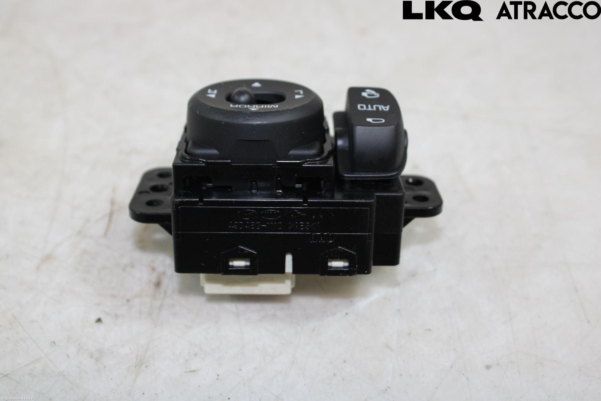 Kia CEED 12-18 Strömställare Spegel