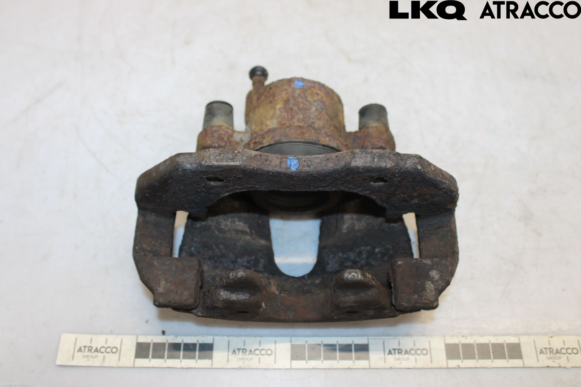 Ford FOCUS     04-07 Bromsok Fram Vänster