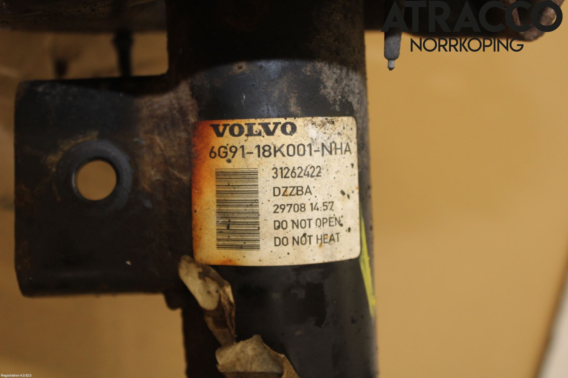 Volvo V70 08-13 Fjäderben Fram Vänster