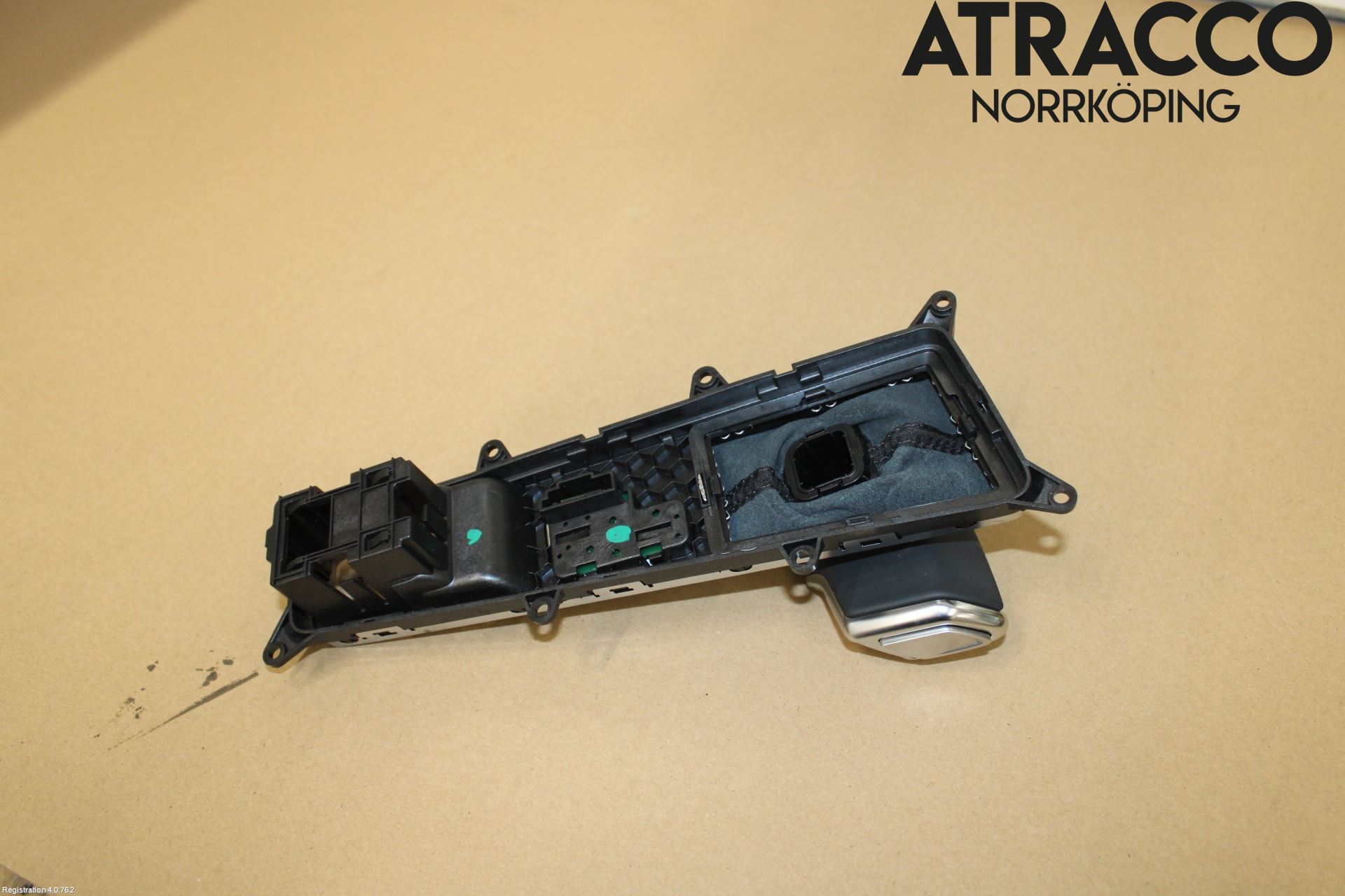 Audi A6 F2/C8 19- Inredning Sarg Växelspak