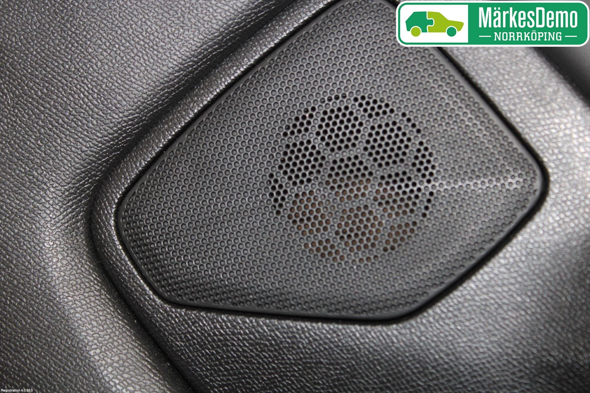 Peugeot 308 14-21 Dörrklädsel Hö