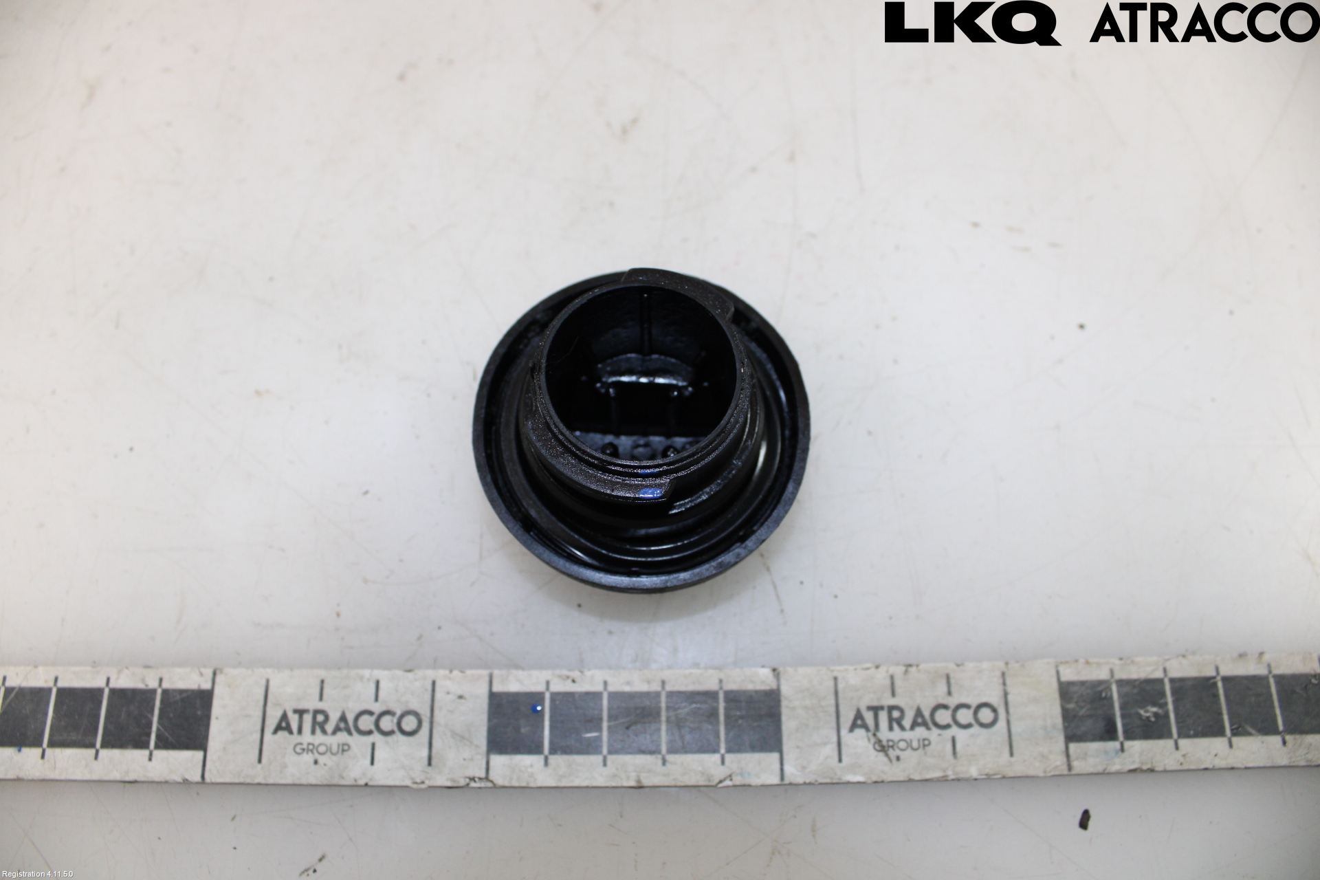 Toyota VERSO 09-18 Olja Påfyllningslock