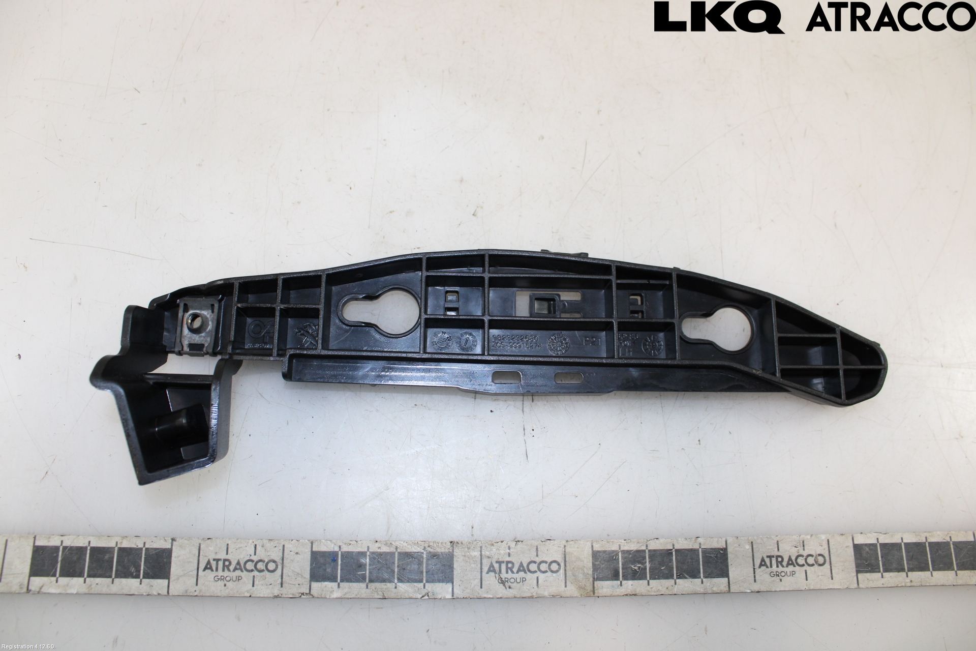 Peugeot 208/E-208 20- Stötfångarfäste Bak Vä