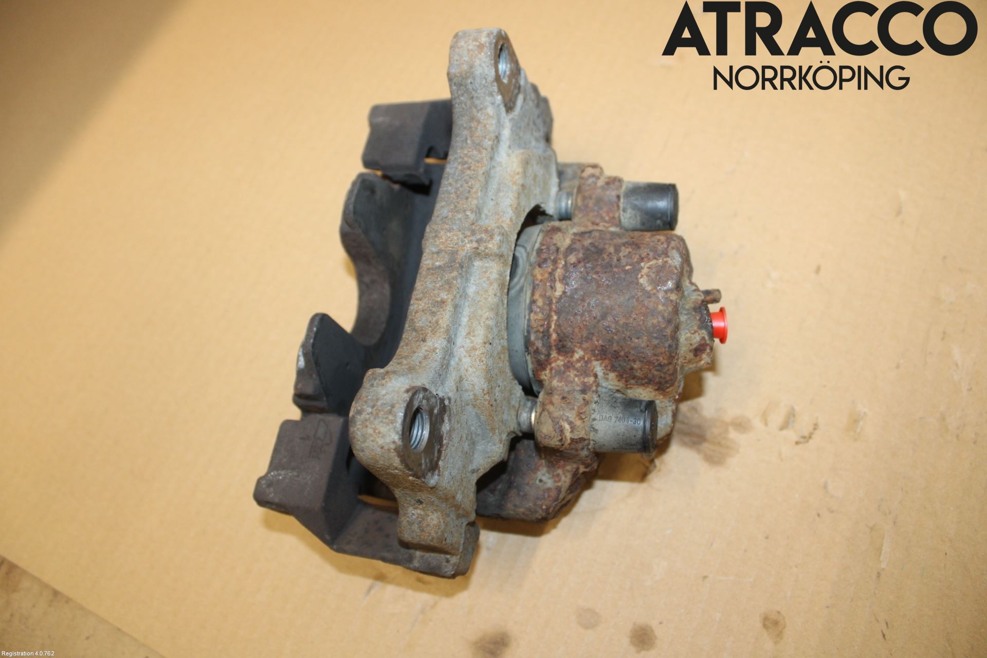 Volkswagen VW PASSAT 11-14 Bromsok Fram Höger