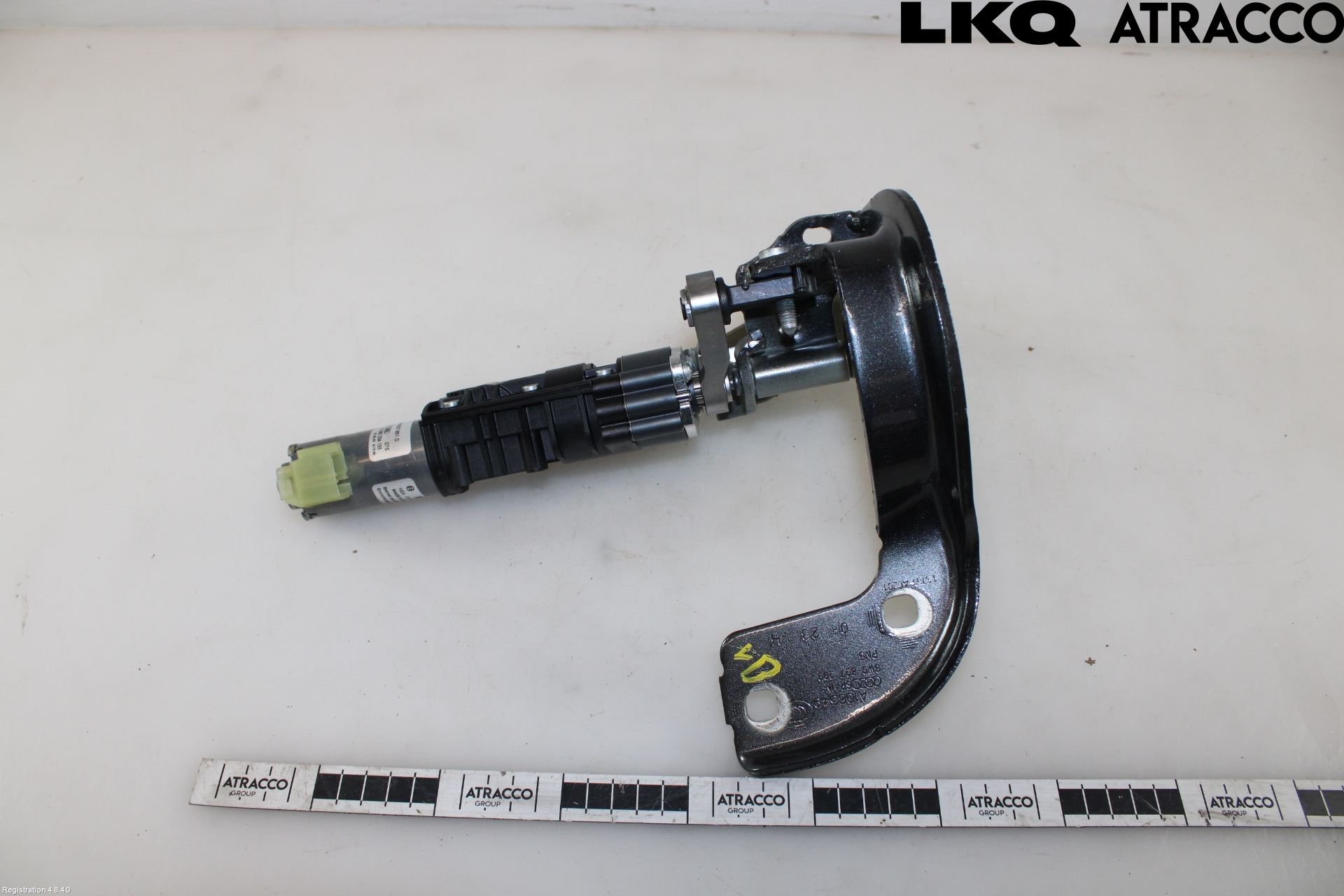 Audi A4/S4 B9 20- Bakluckeöppnare Automatisk