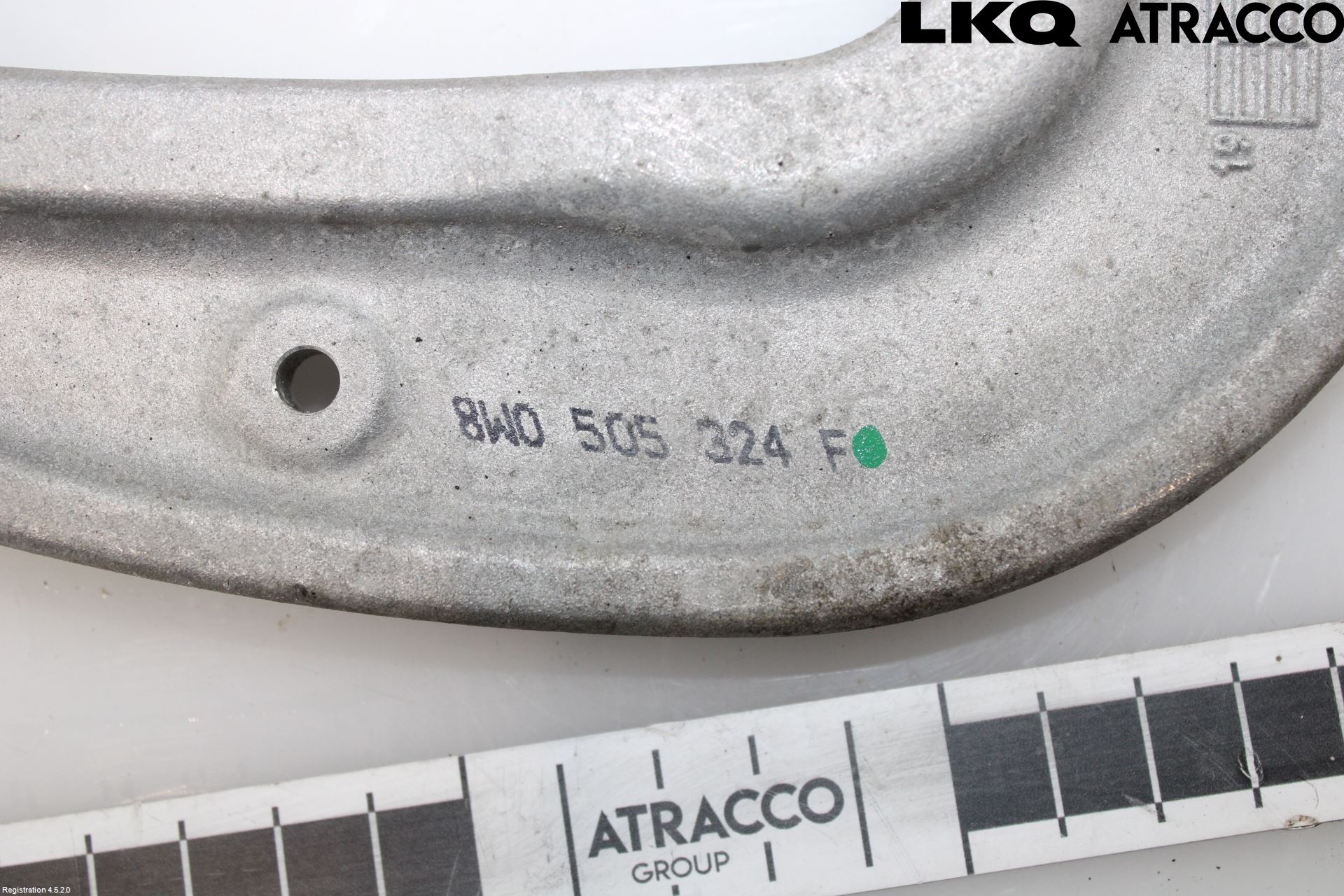 Audi A4/S4 B9 20- Bärarm Bak Övre Höger