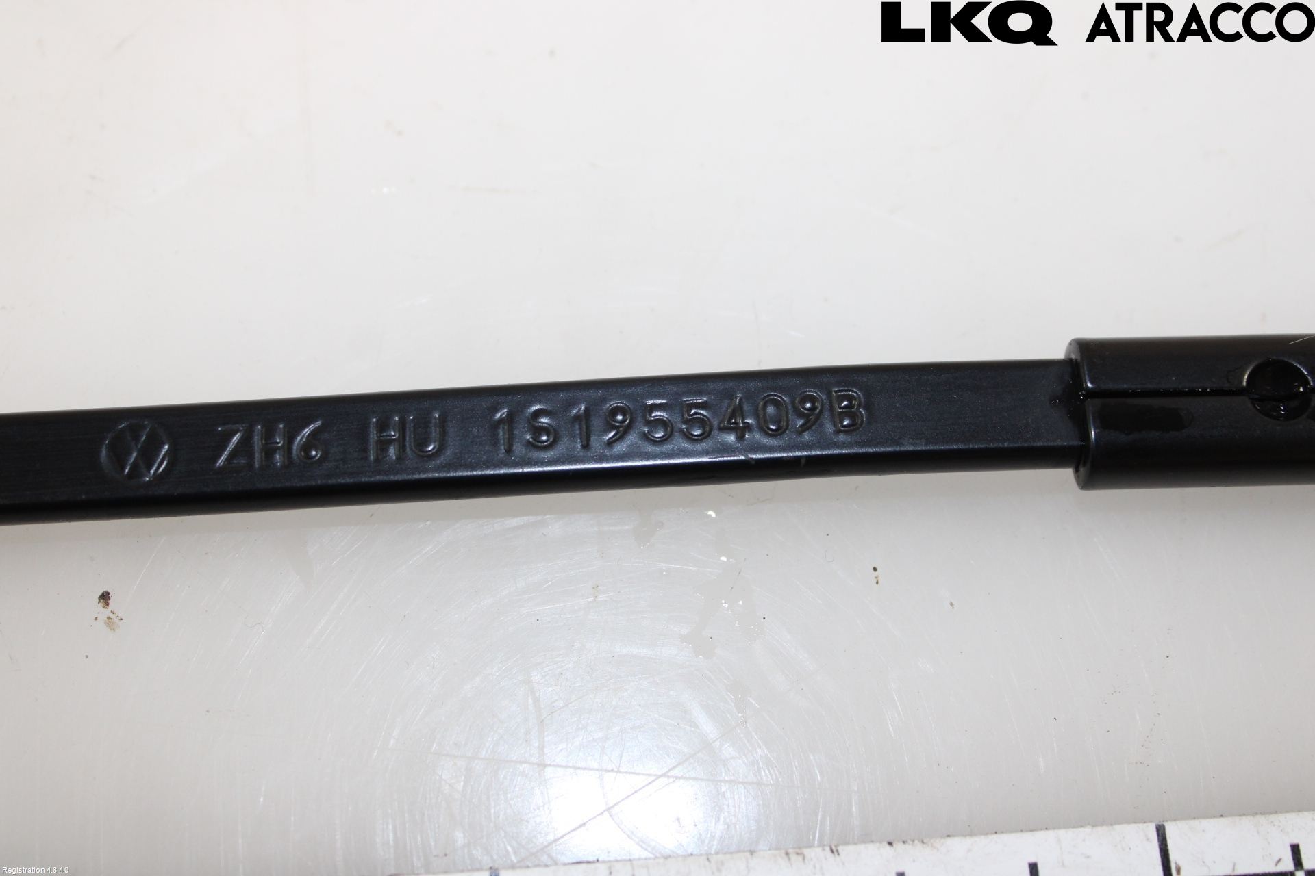 Volkswagen VW UP! / E-UP! Torkararm Armar Vindruta