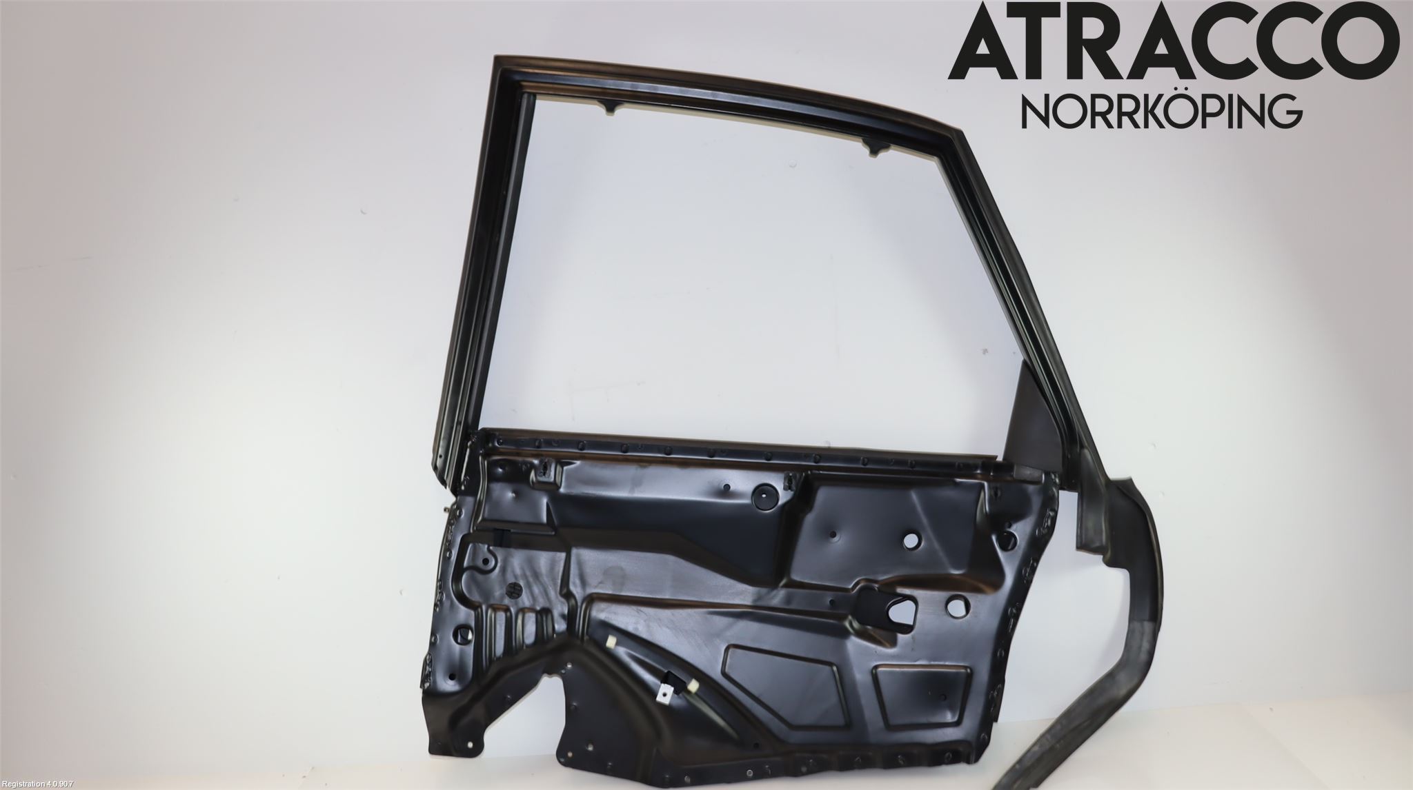 Audi A8/S8 4D 94-02 Dörr Bak Höger