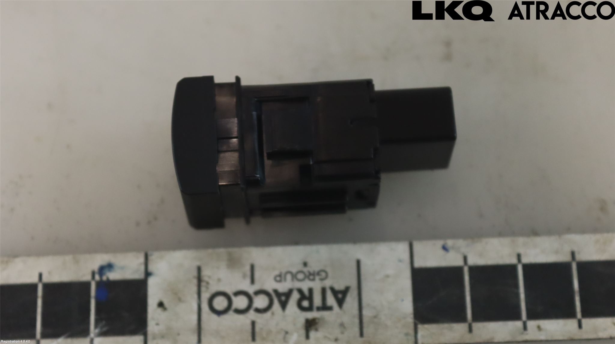 Toyota RAV4 19- Strömställare Övrigt