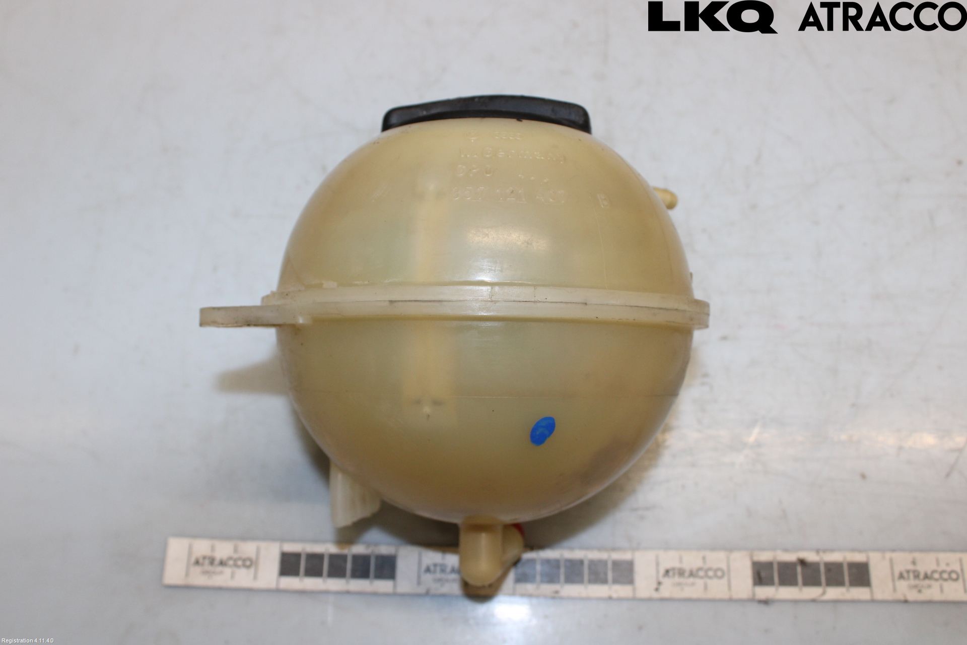 Volkswagen VW JETTA II 84-92 Expansionstank