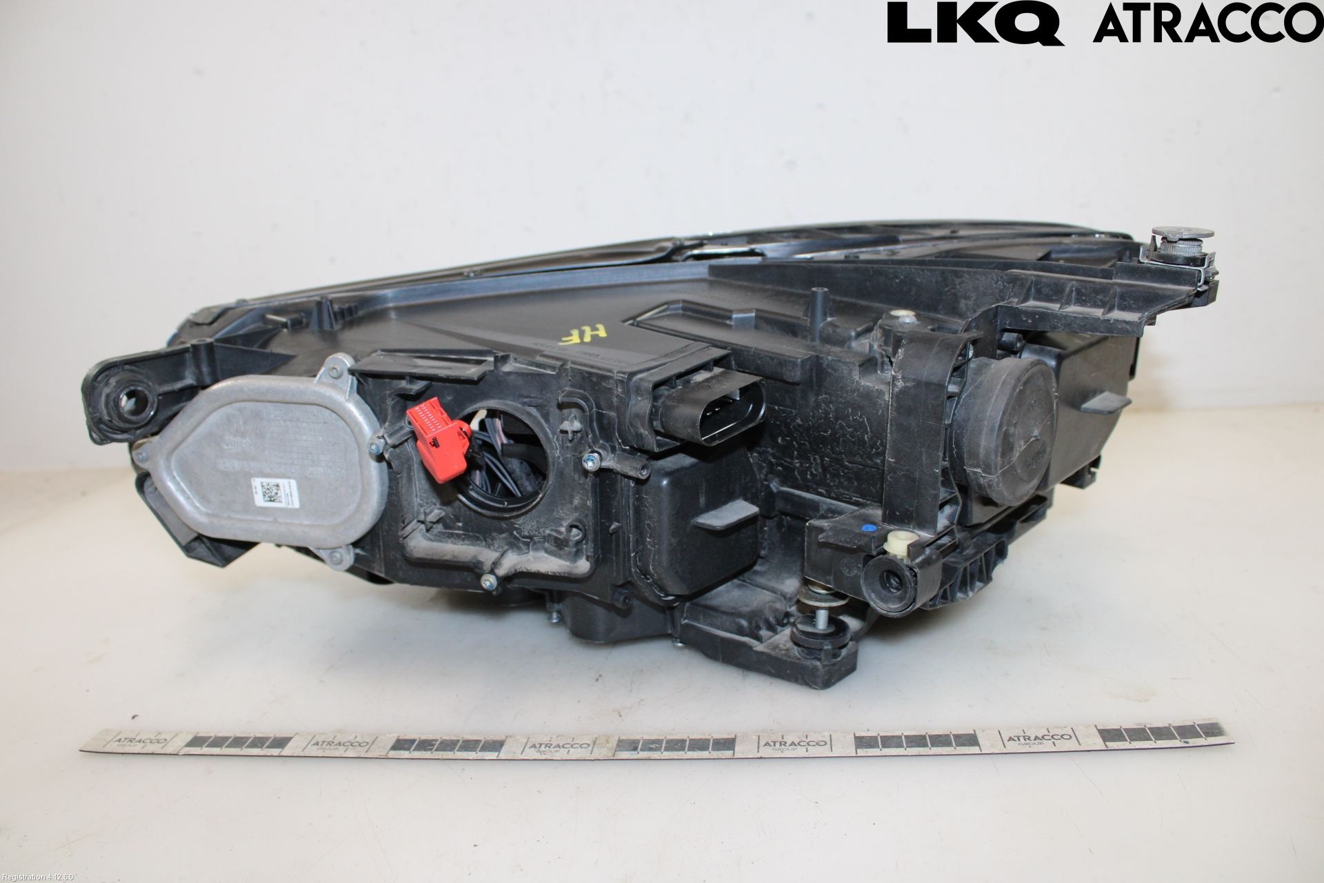 Volkswagen VW PASSAT 15-19 Strålkastare Höger