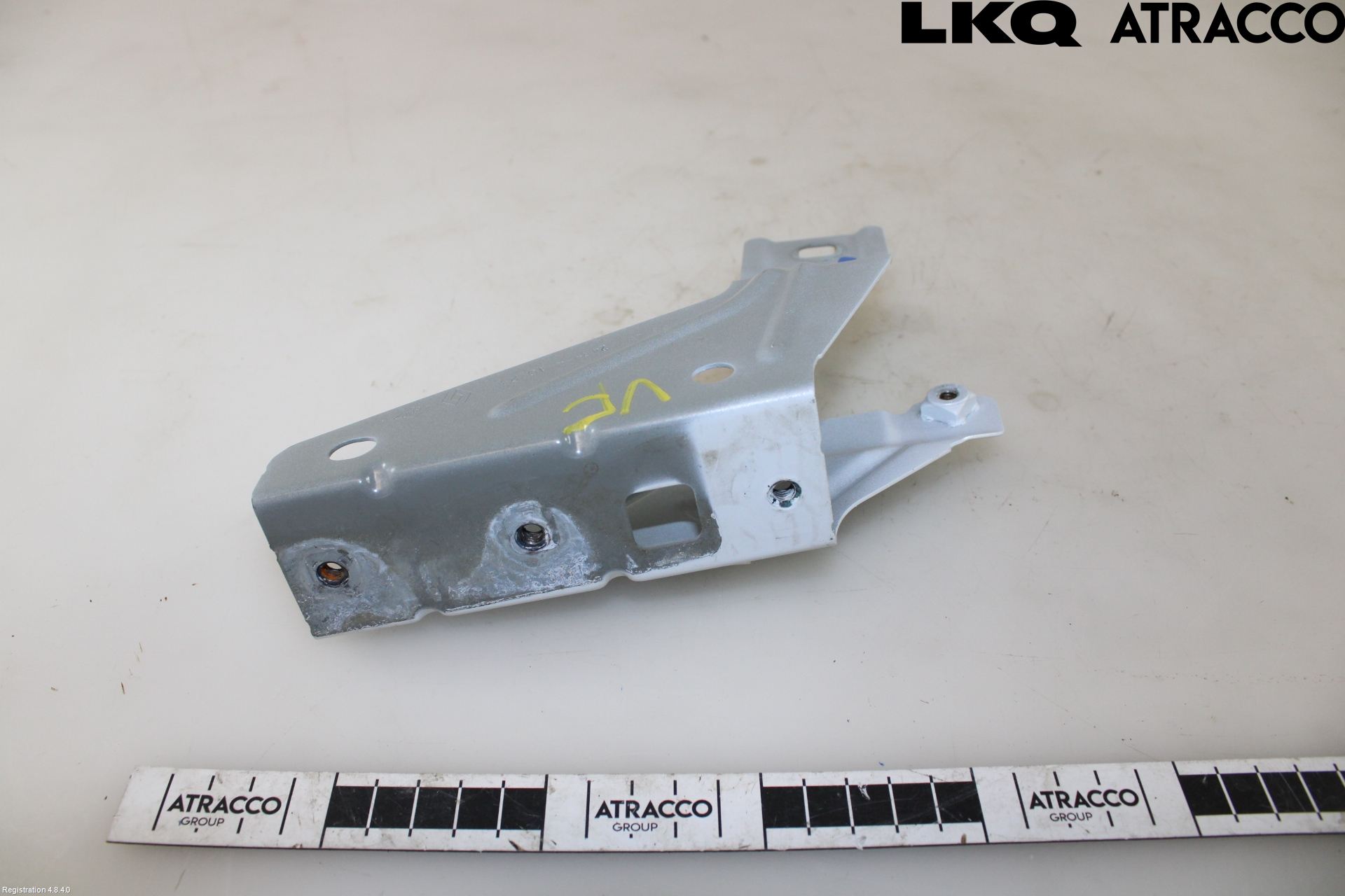 Renault EXPRESS 21- Skärmfäste Fram Vä