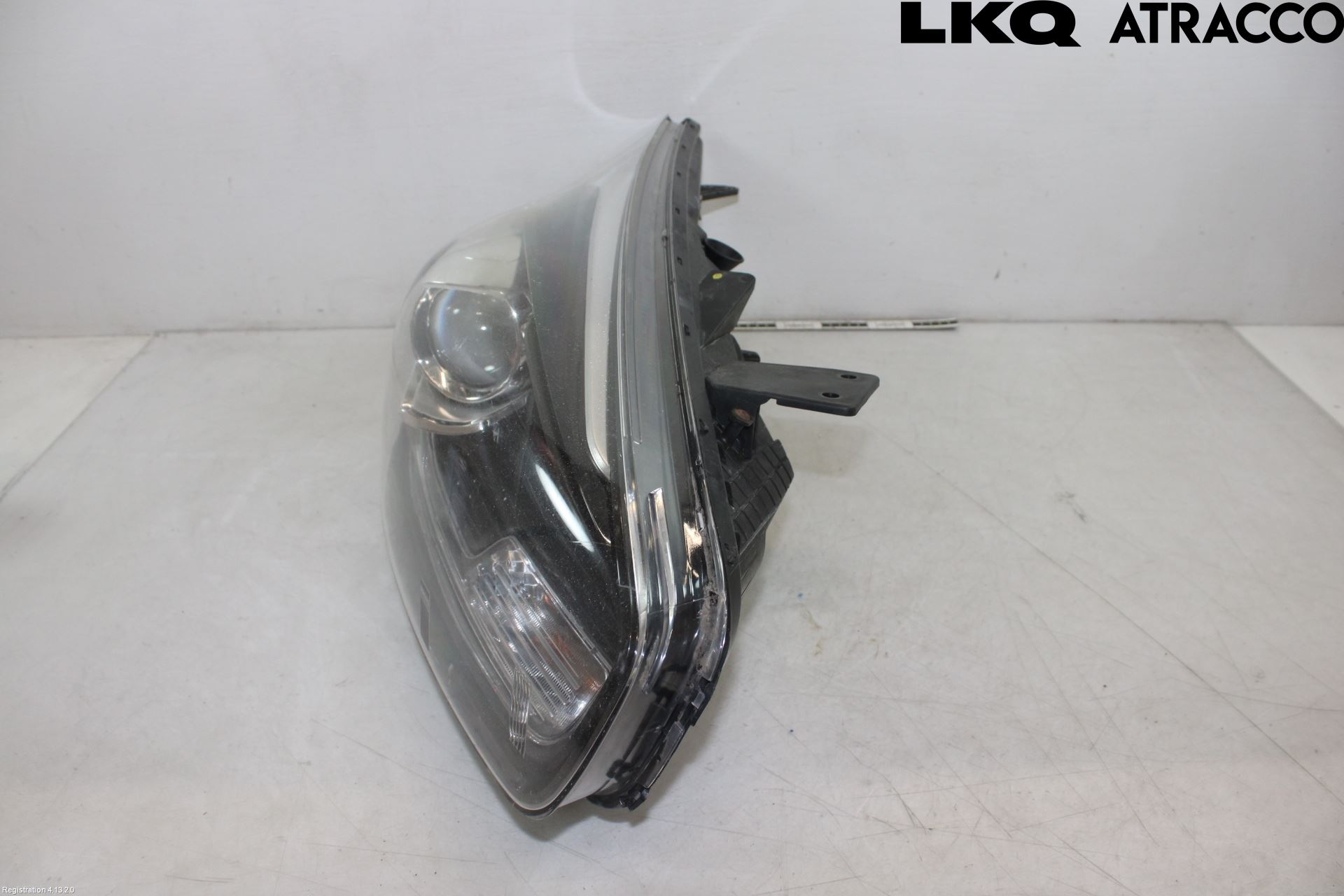 Kia CARENS III 13-19 Strålkastare Höger