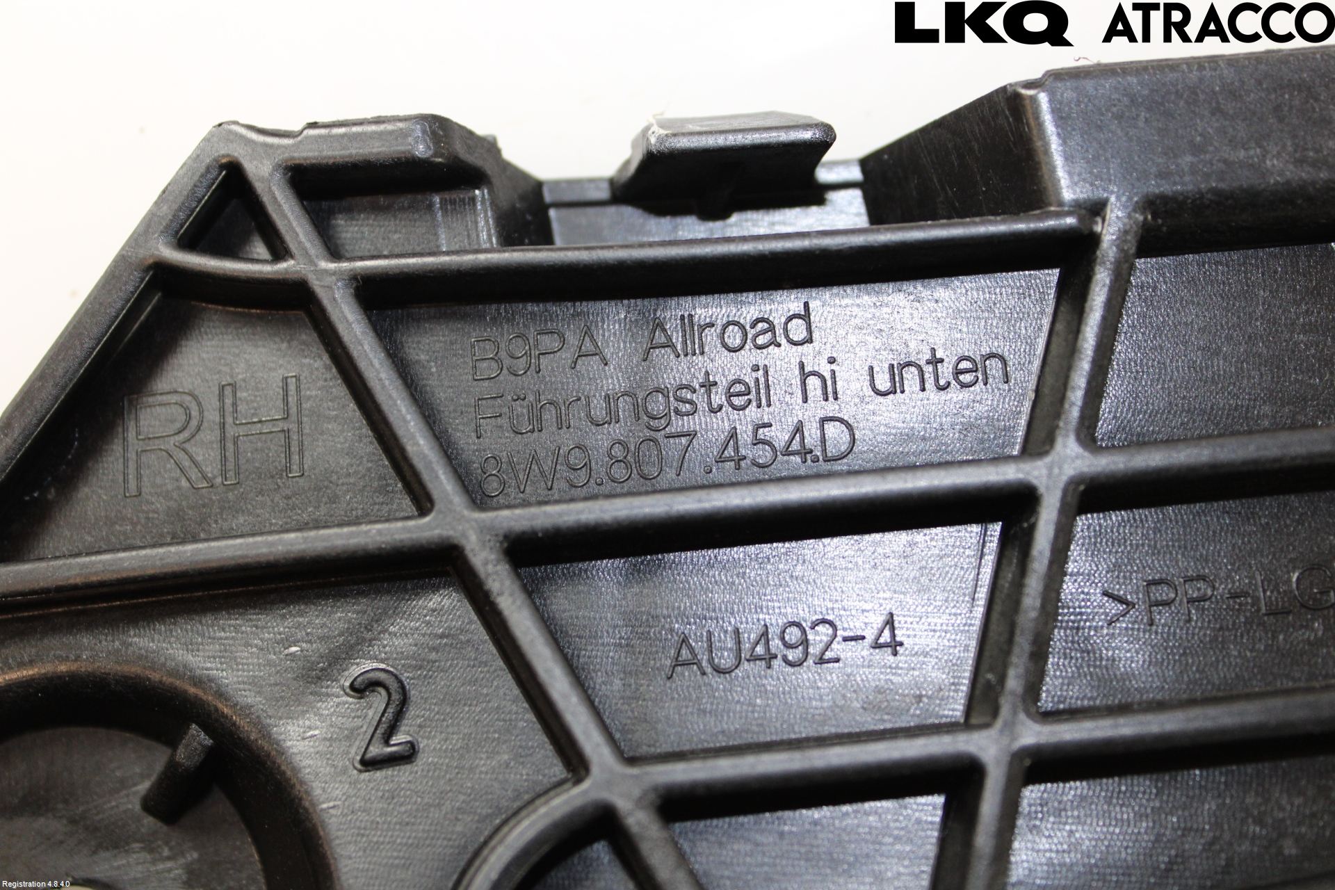 Audi A4/S4 B9 20- Stötfångarfäste Bak Hö