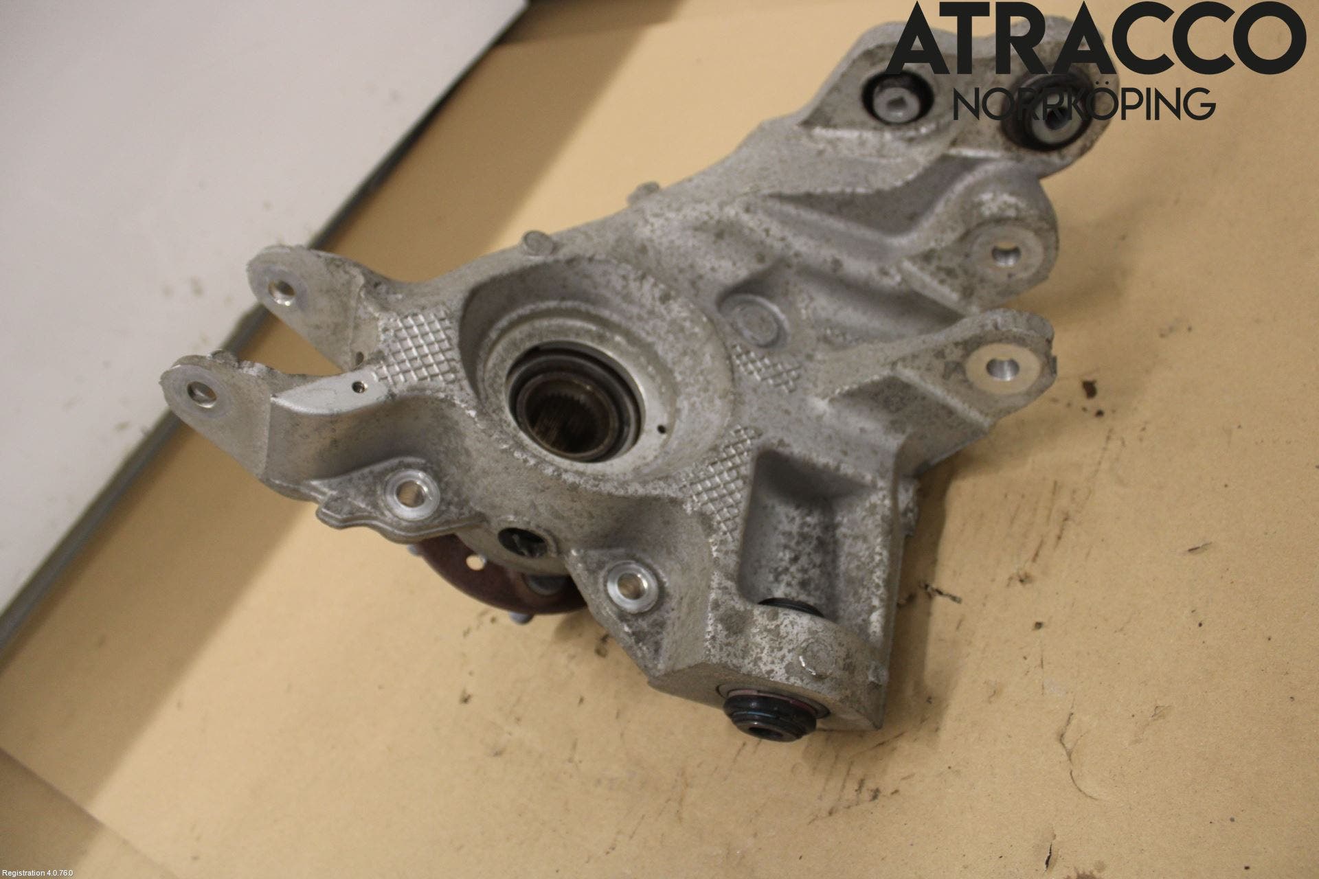 Jaguar I-PACE 18- Hjullagerhus Bak Vä